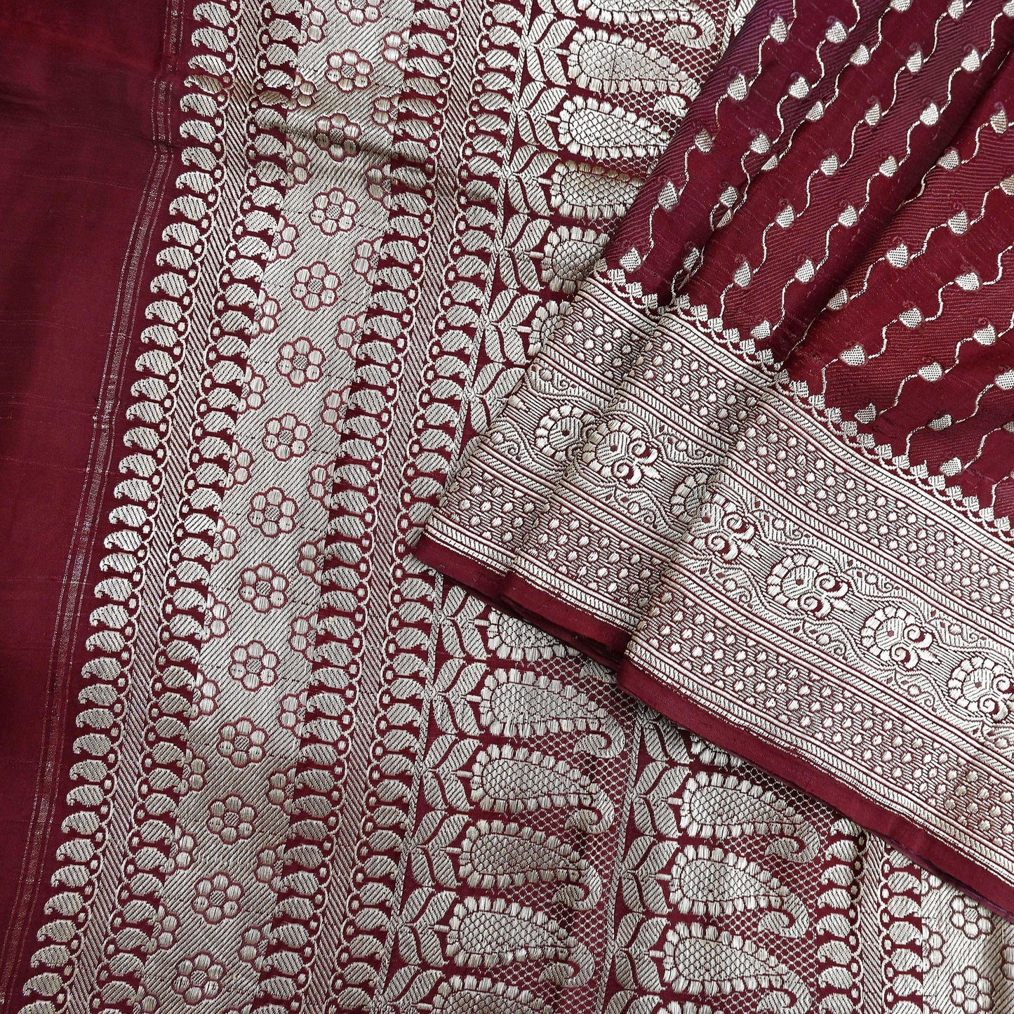 Indian Vintage Sari Maroon Heavy Wedding Pure Satin Silk Woven Banarasi Brocade Saree Zari 5Yd Dress making Crafting Quilting