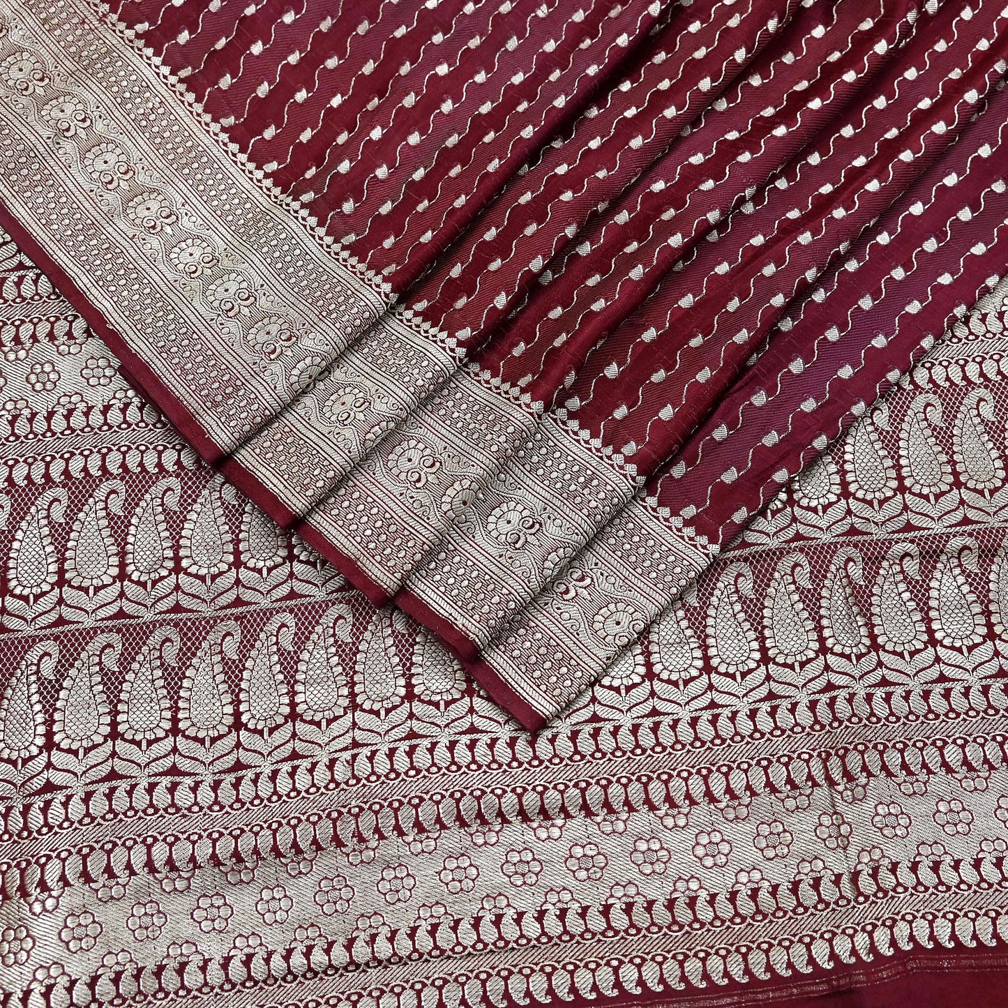 Indian Vintage Sari Maroon Heavy Wedding Pure Satin Silk Woven Banarasi Brocade Saree Zari 5Yd Dress making Crafting Quilting