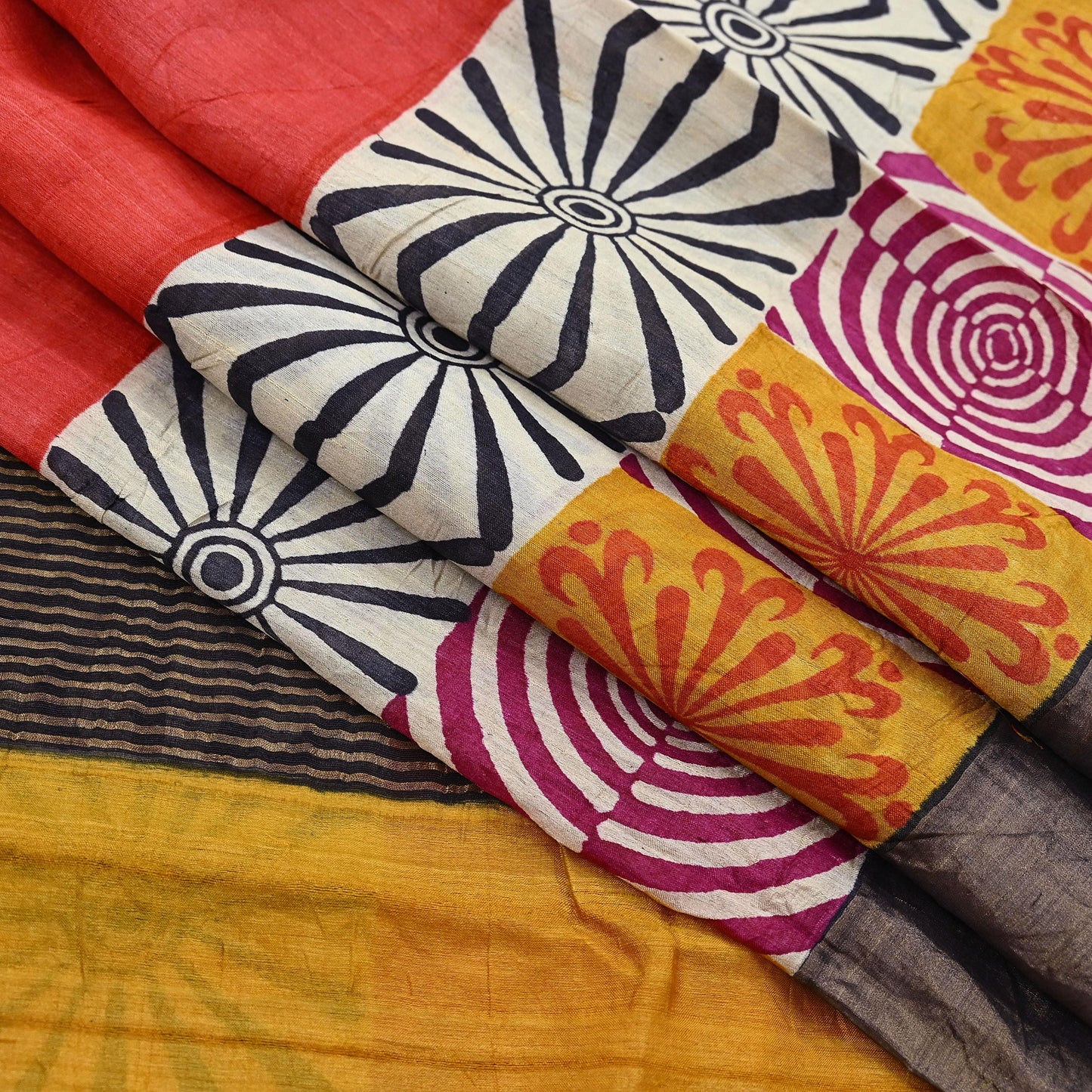 Indian Vintage Heavy Sari Red & Black Pure Khadi Silk Handloom Saree Craft Fabric 5yd Ethnic Wear Dress making For Crafting Quilting