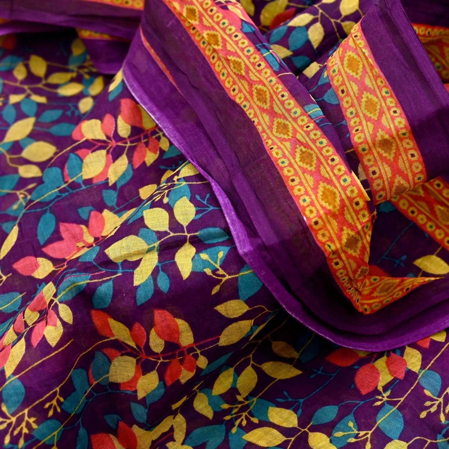 Indian Vintage Sari Purple Pure Cotton Printed Sarees Craft Fabric Soft 5Yd Sarong Wrap Boho Fabric Kimono Quilting Crafting Upcycle