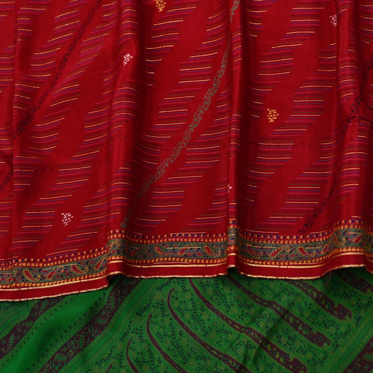 Indian Vintage Saree Pure Silk Sari Fabric: Red & Green Floral Print, 5-Yard Sewing Material Crafting Upcycle Quilting