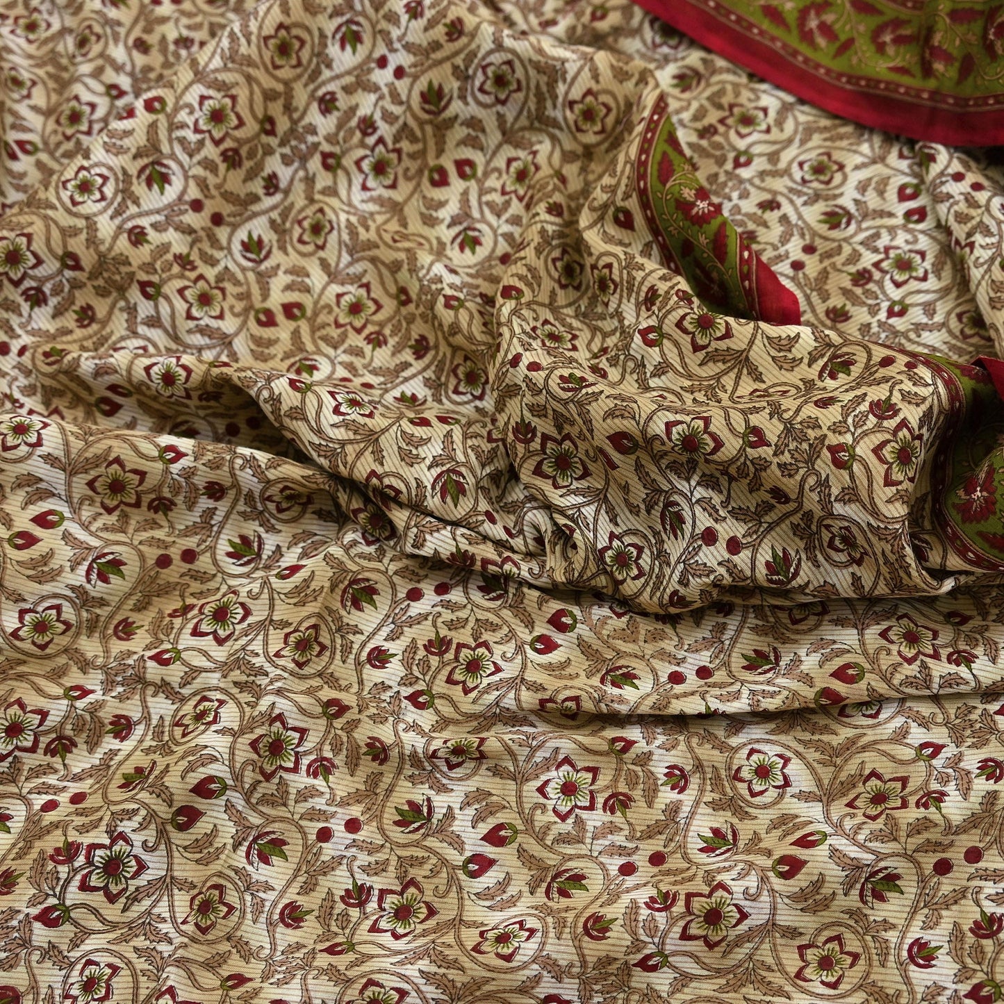 Indian Vintage Sari Green & Beige Printed Sarees 100% Pure Cotton Craft Fabric Soft 5Yd Sewing Sarong Wrap Floral Dress Making Crafting