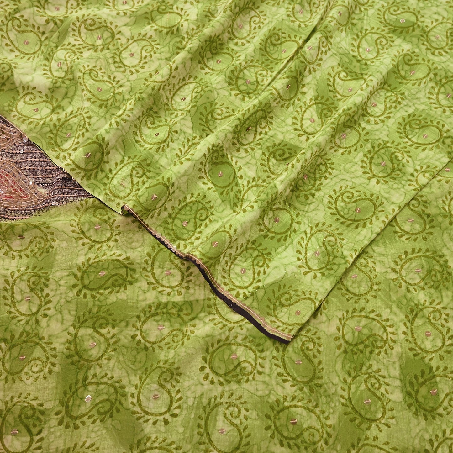 Indian Vintage Sari Green Pure Crepe Silk Hand Embroidered Saree 5yd Sewing Floral Craft Sequins Dress making Crafting Quilting