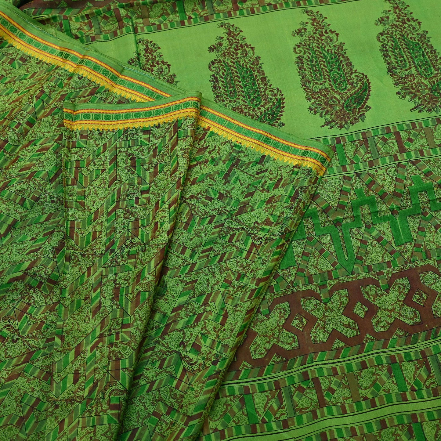 Indian Vintage Sari Green Pure Silk Printed Sarees 5yd Sewing Craft Fabric Dress Making  Soft Floral Wrap Upcycle Used Quilting Crafting
