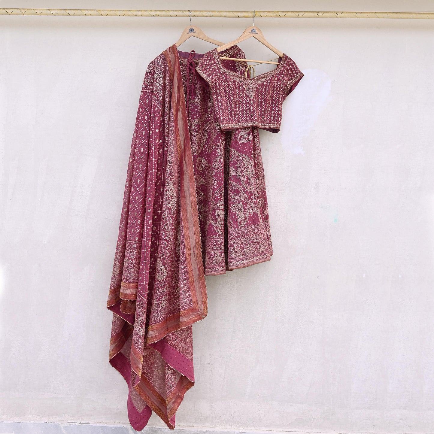 Indian Pre-owned Onion Pink Pure Georgette Silk Hand Embroidered Ritu Kumar Designer Lehenga 3pcs Set Ethnic Bollywood Party Wear