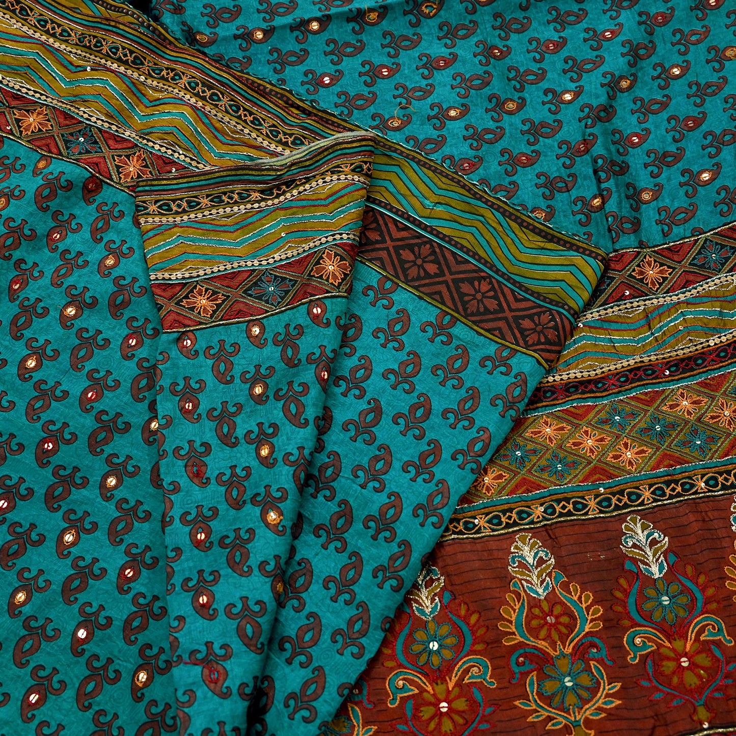 Indian Vintage Sari Green Pure Silk Hand Embroidered Sarees 5Yd Craft Fabric Sewing soft Quilting Crafting Upcycle Ethnic Bollywood sarees