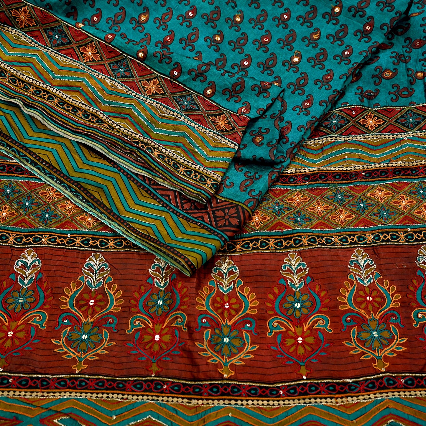 Indian Vintage Sari Green Pure Silk Hand Embroidered Sarees 5Yd Craft Fabric Sewing soft Quilting Crafting Upcycle Ethnic Bollywood sarees