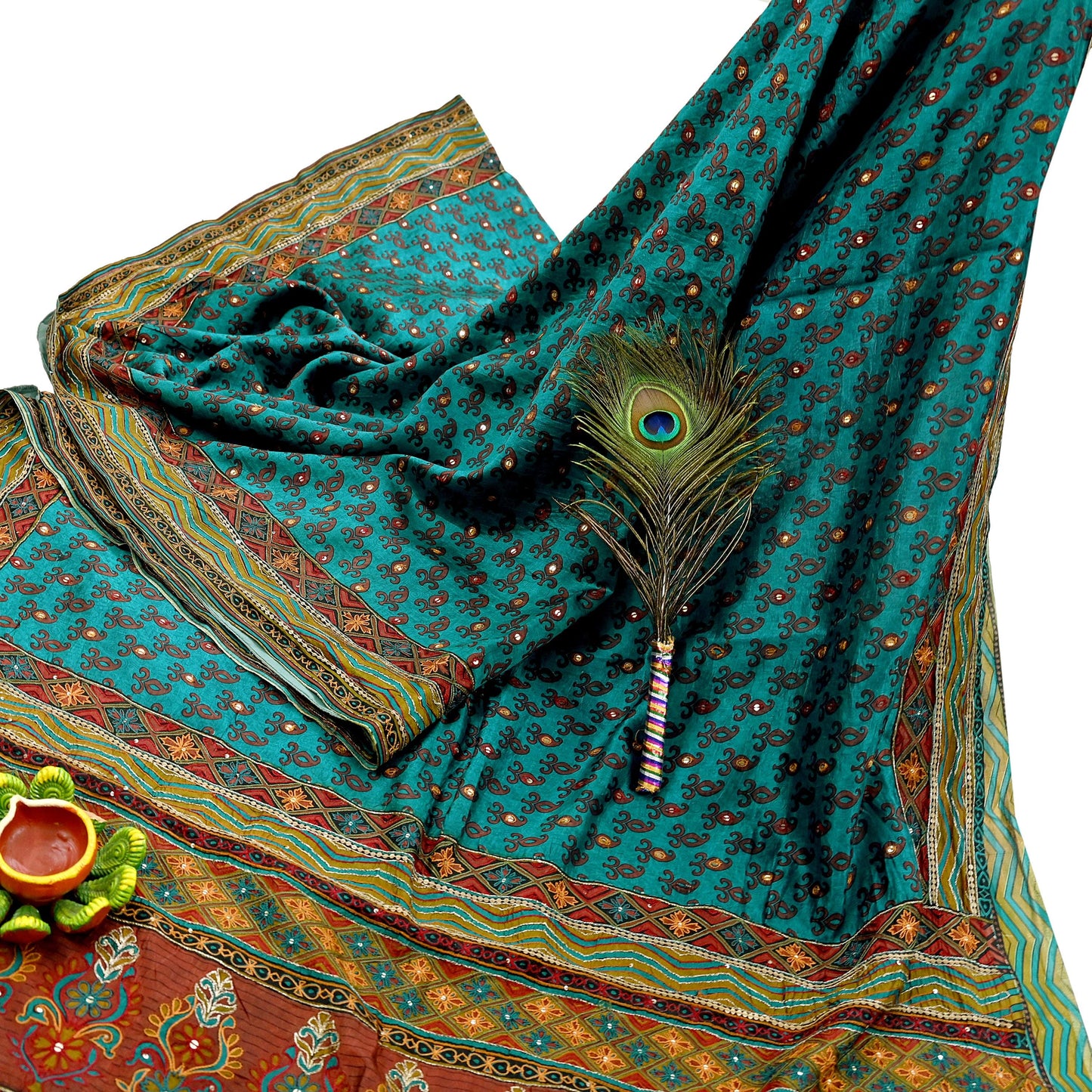 Indian Vintage Sari Green Pure Silk Hand Embroidered Sarees 5Yd Craft Fabric Sewing soft Quilting Crafting Upcycle Ethnic Bollywood sarees