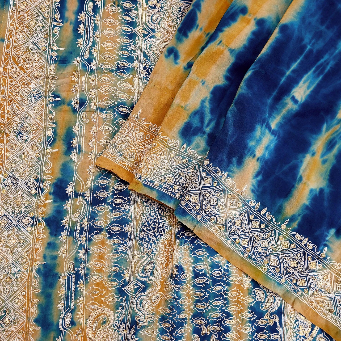 Indian Vintage Saree Pure Crepe Silk Hand Embroidered Tie-Dye Sari Fabric 5yard Sewing Craft Fabric Ethnic Dressmaking Crafting Zardozi Zari