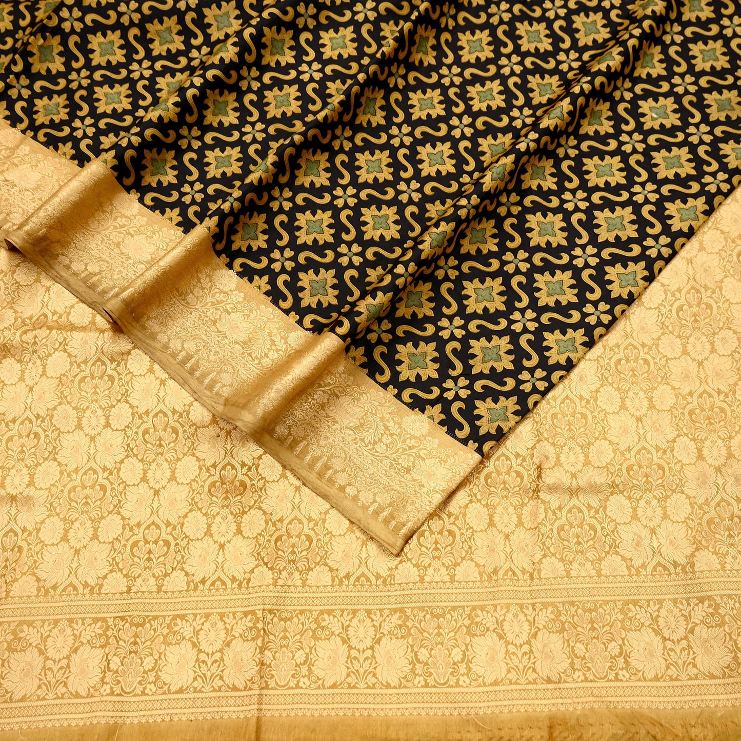 Vintage Sari Beige & Black Pure Silk Hand Woven Printed Saree Fabric 5yard Sewing Dress Designing for Crafting Quilting Upcycle Soft Border