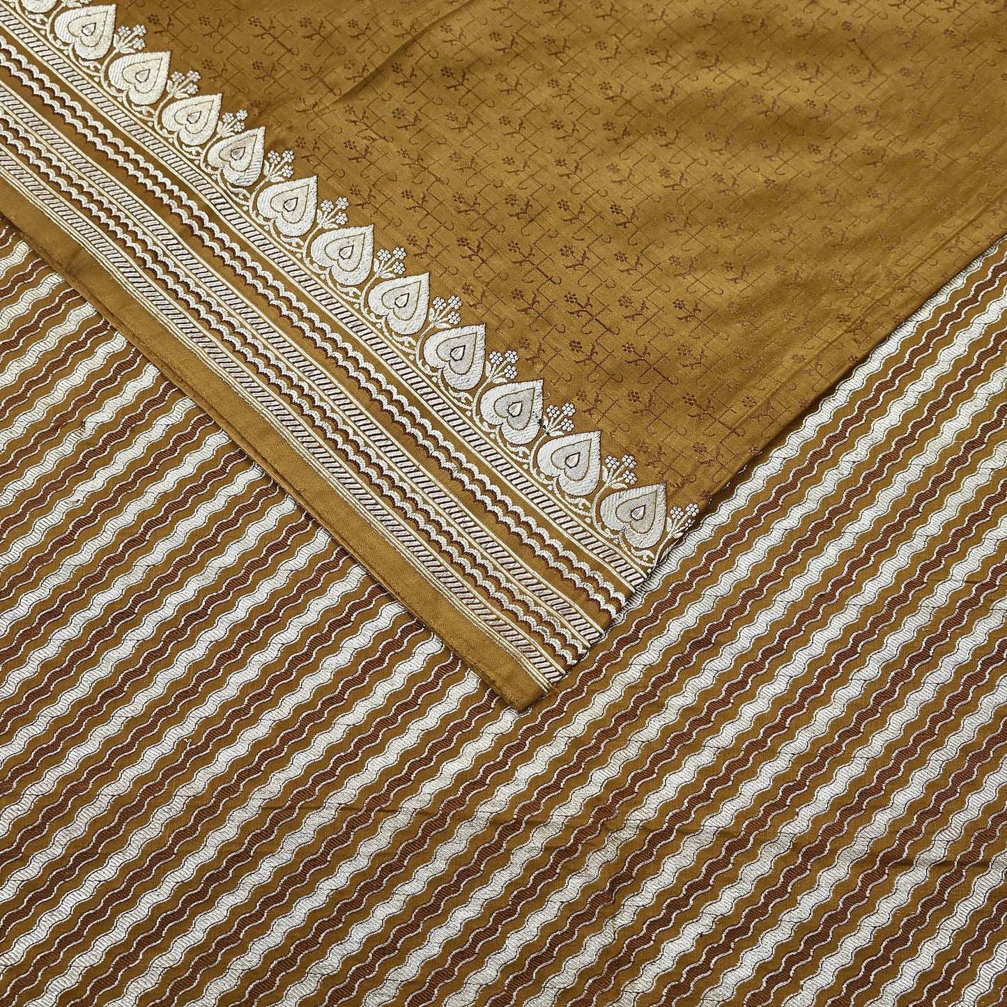 Indian Vintage Sari Green Heavy Pure Satin Silk Woven Banarasi Tanchoi Saree 5Yd Ethnic Craft Fabric Upcycle Bridal Heavy Sarees