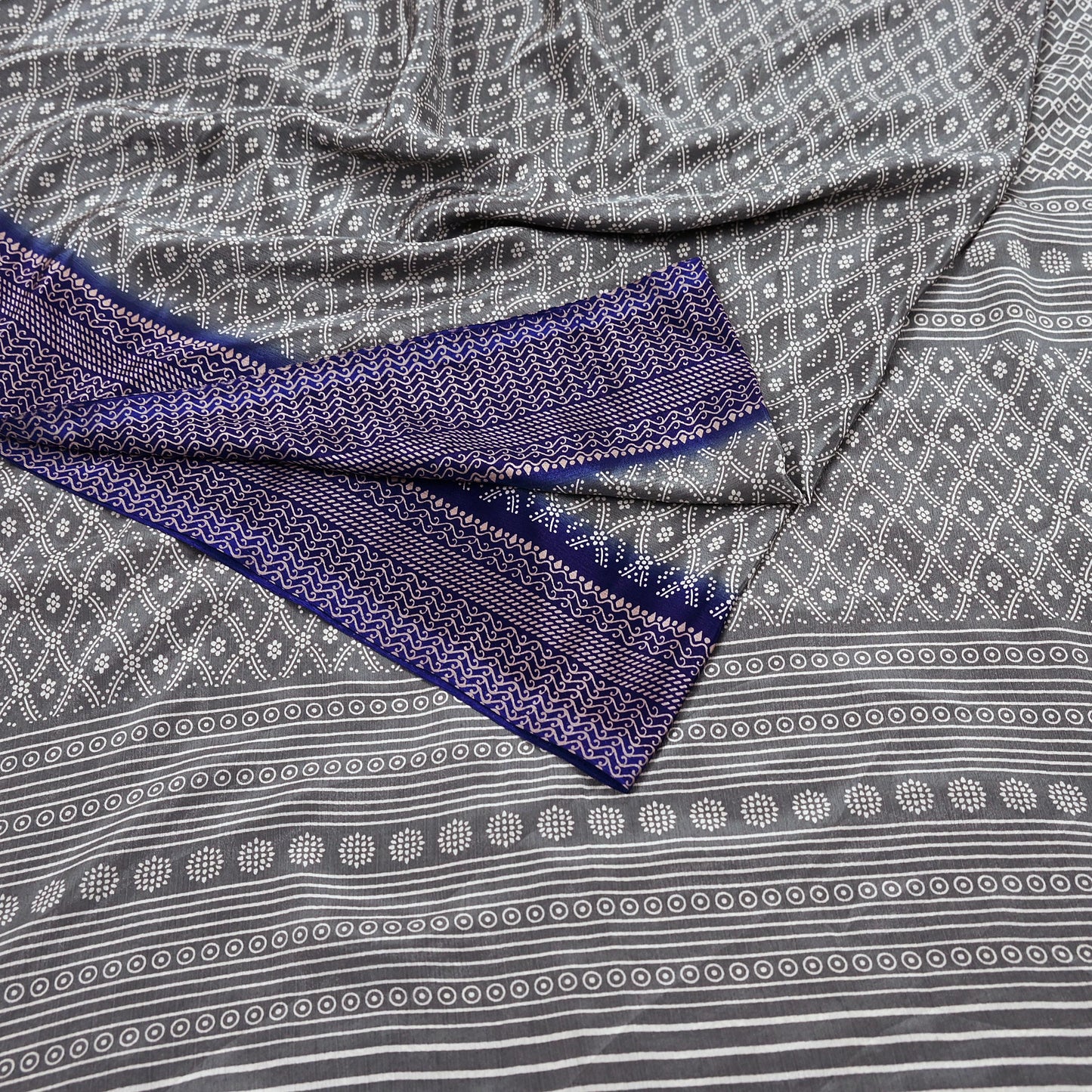 Indian Vintage Sari Blue & Gray Moss Crepe Printed Sarees 6yd Craft Fabric Sewing Floral Soft Dress making Quilting Crafting Upcycle Used