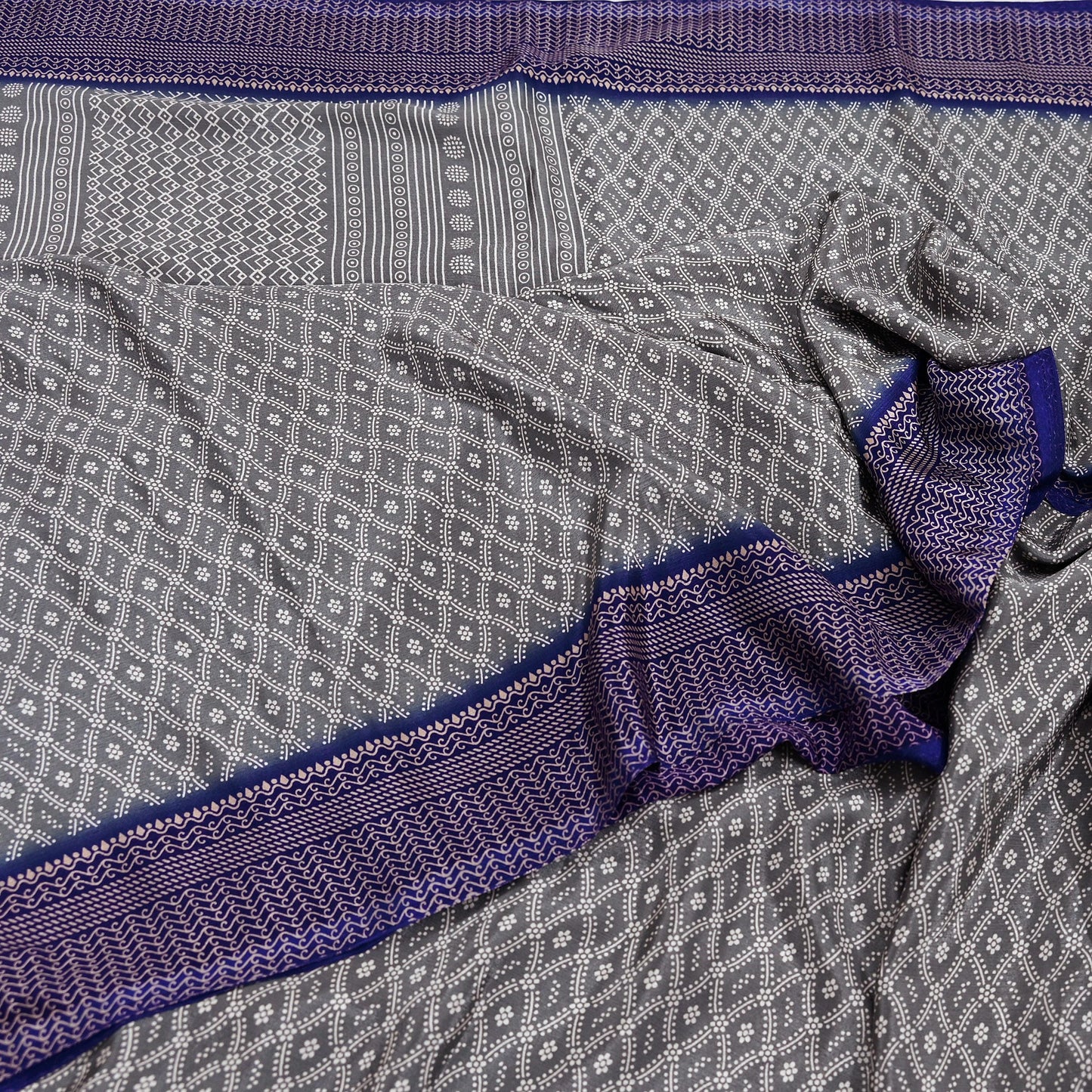 Indian Vintage Sari Blue & Gray Moss Crepe Printed Sarees 6yd Craft Fabric Sewing Floral Soft Dress making Quilting Crafting Upcycle Used