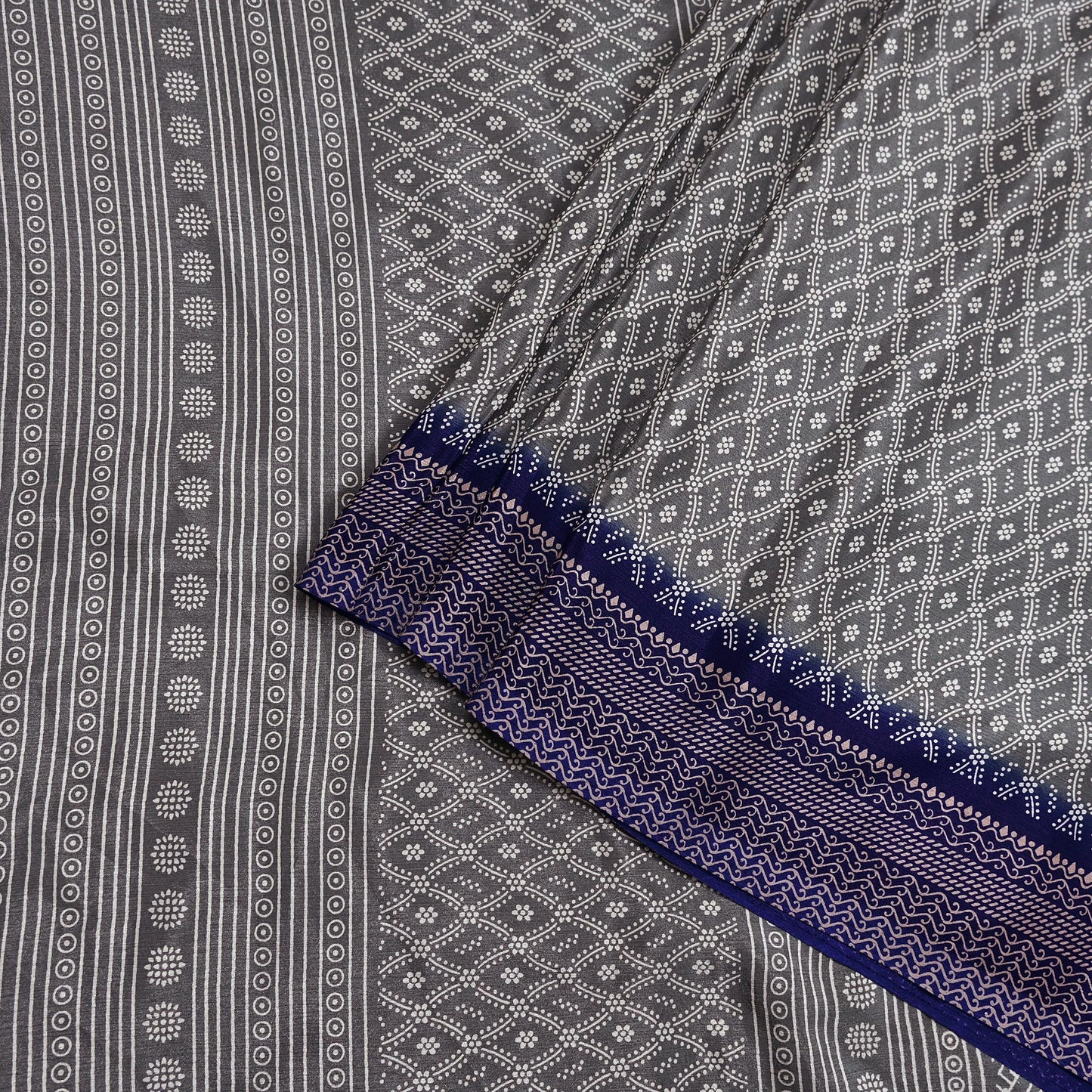 Indian Vintage Sari Blue & Gray Moss Crepe Printed Sarees 6yd Craft Fabric Sewing Floral Soft Dress making Quilting Crafting Upcycle Used