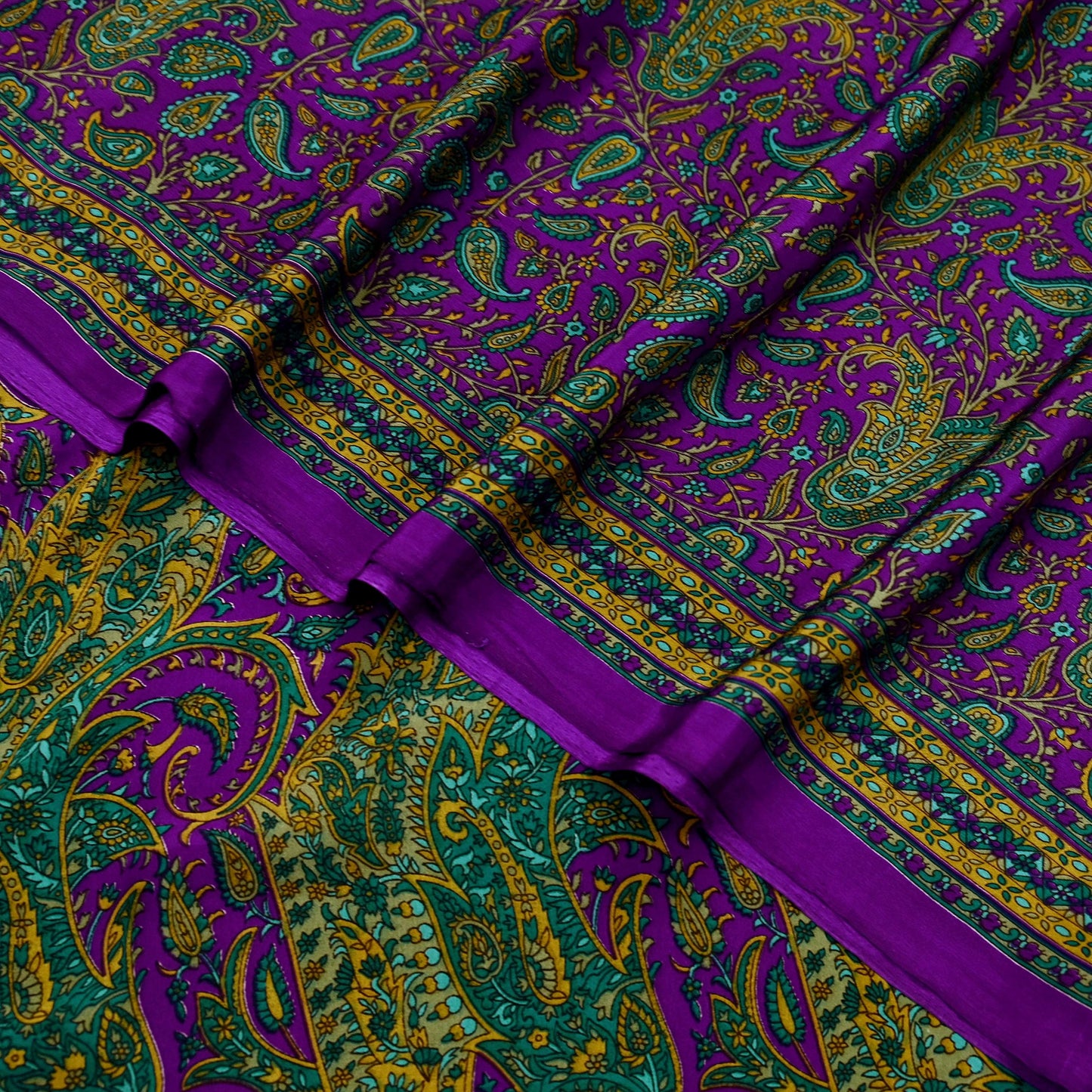 Indian Vintage Purple Moss Crepe Saree Printed Floral Sari Fabric 6 Yards Soft Craft Fabric for Sewing, Dressmaking, Quilting,Upcycling
