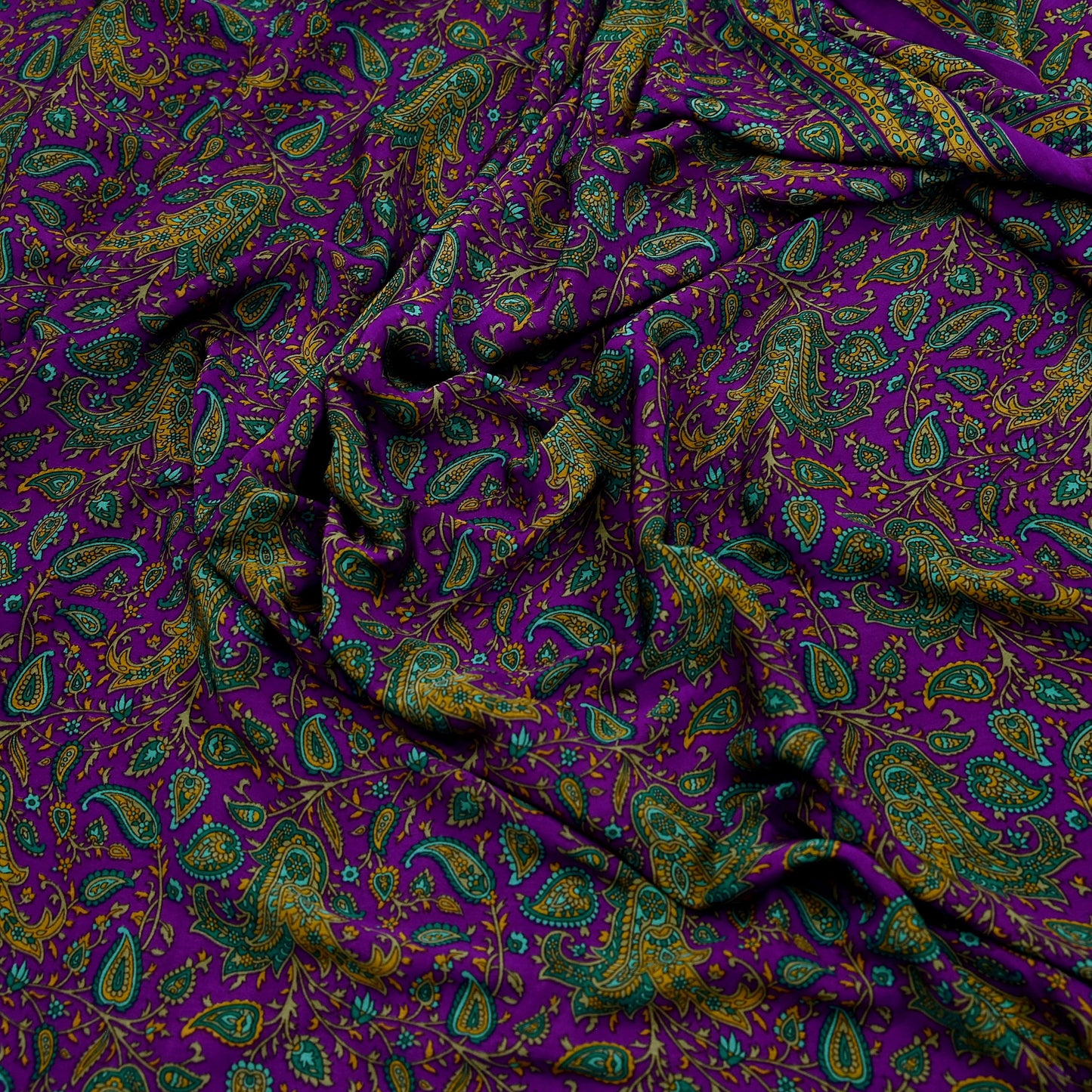 Indian Vintage Purple Moss Crepe Saree Printed Floral Sari Fabric 6 Yards Soft Craft Fabric for Sewing, Dressmaking, Quilting,Upcycling