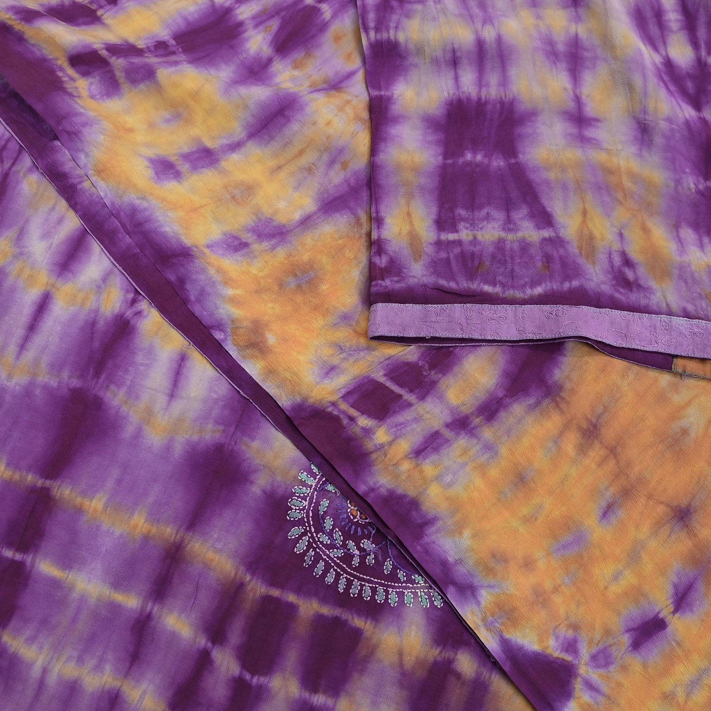 Indian Vintage Sari Purple & Yellow Pure Crepe Silk Hand Embroidered Kantha Tie-Dye Saree 6yd Craft Fabric Sewing Floral Soft Dress making