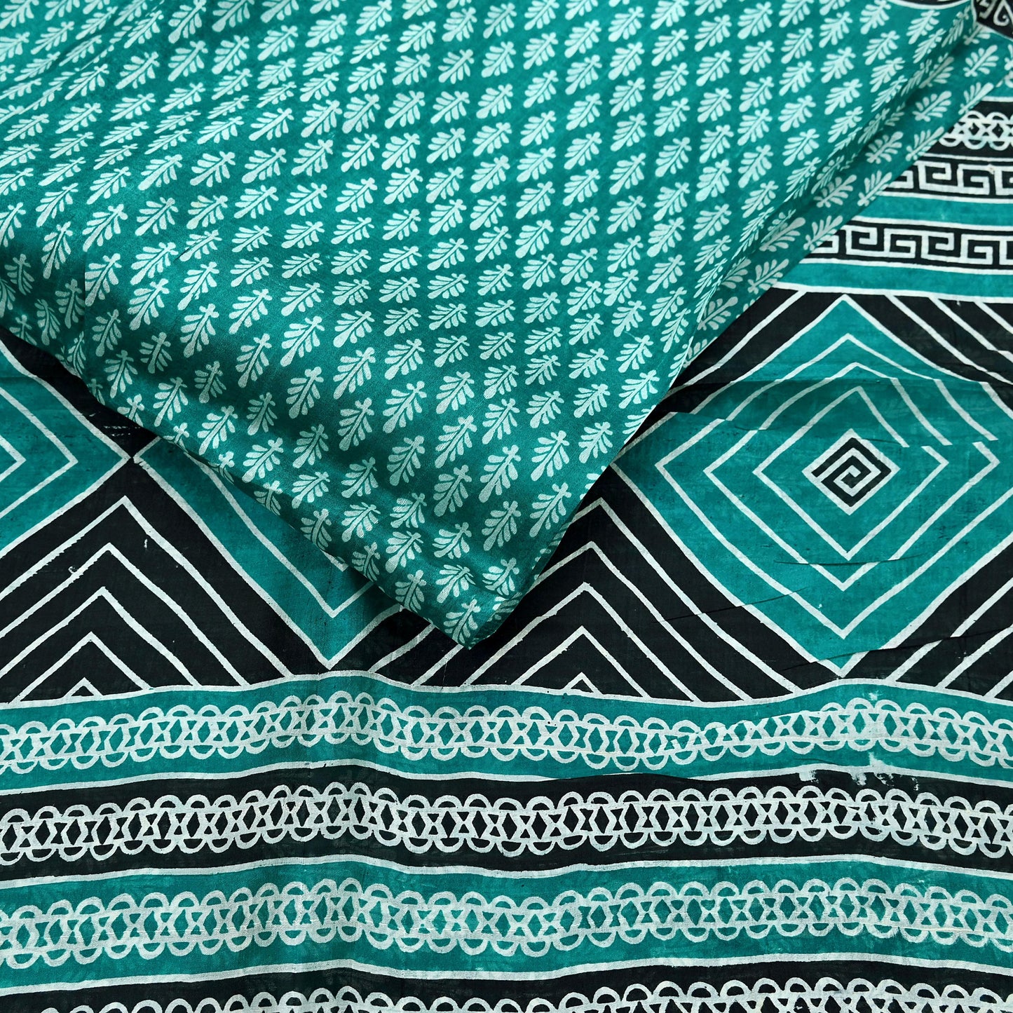 Indian Vintage Sari Green & Black 100% Pure Silk Printed Sarees 5yd Sewing Craft Fabric DressMaking Crafting Quilting Upcycle