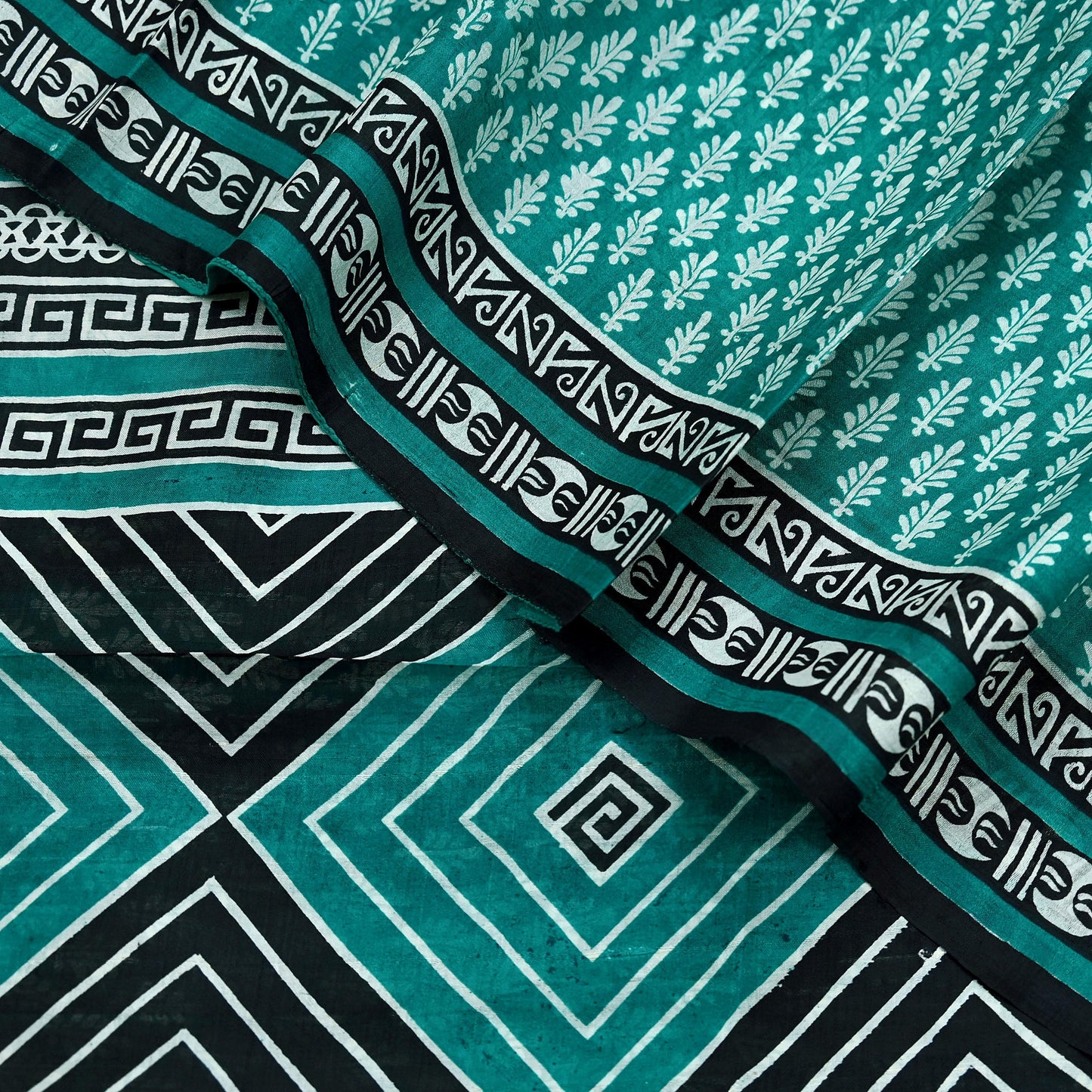 Indian Vintage Sari Green & Black 100% Pure Silk Printed Sarees 5yd Sewing Craft Fabric DressMaking Crafting Quilting Upcycle