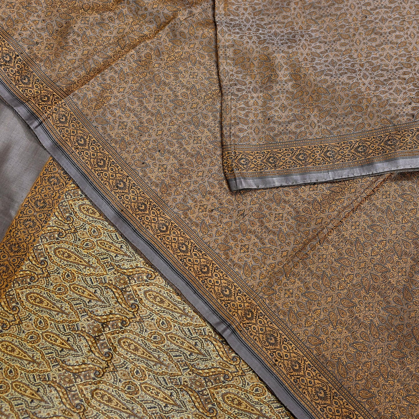 Indian Vintage Sari Dusty Purple Heavy Pure Satin Silk Hand Woven Tanchoi Sarees Ethnic Wear 5Yd Paisley Craft Fabric Dress Making Crafting