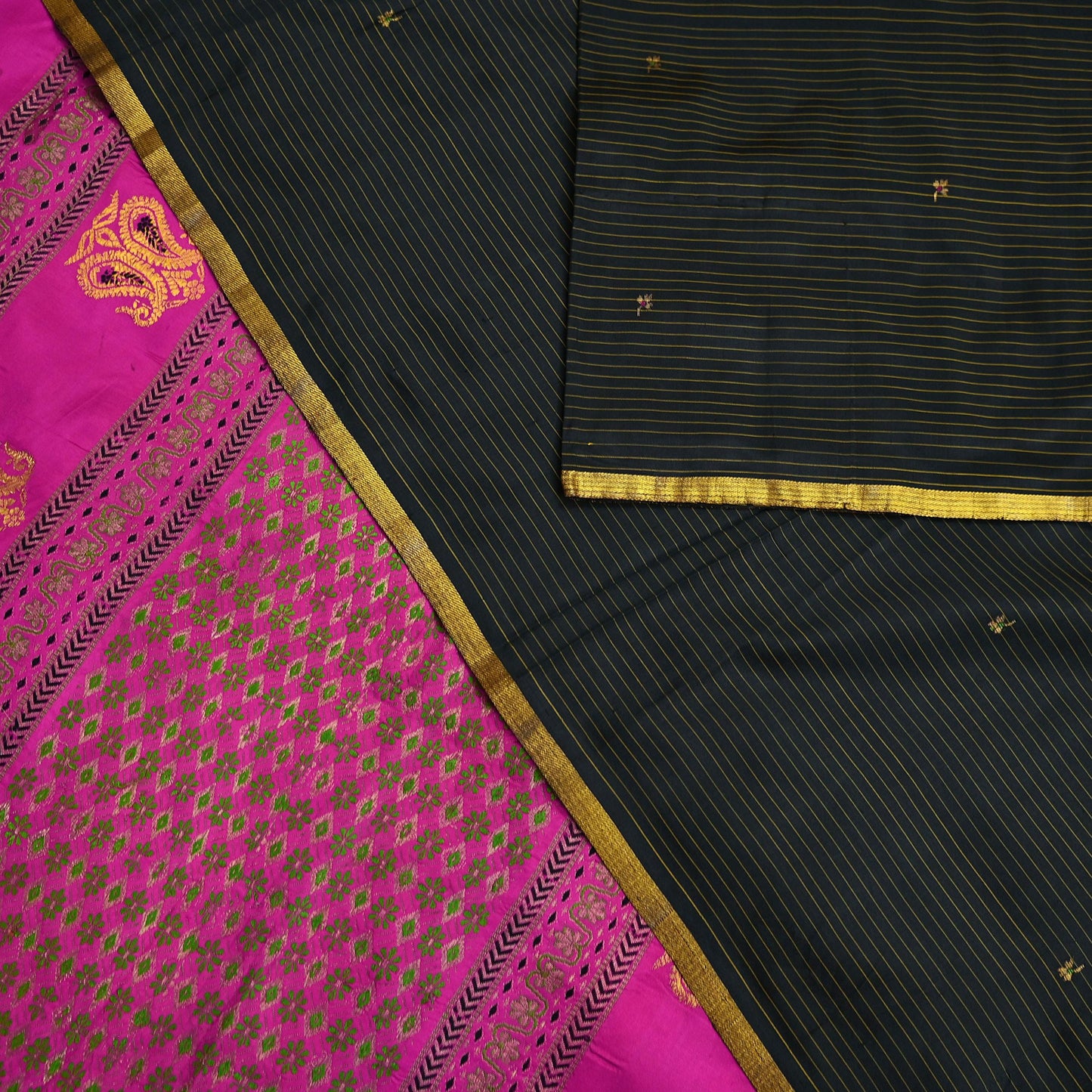 Indian Vintage Sari Pink & Black Mysore Silk Hand Woven Saree with Zari Border 5 Yards Soft Craft Fabric Upcycle, Quilting, Dressmaking