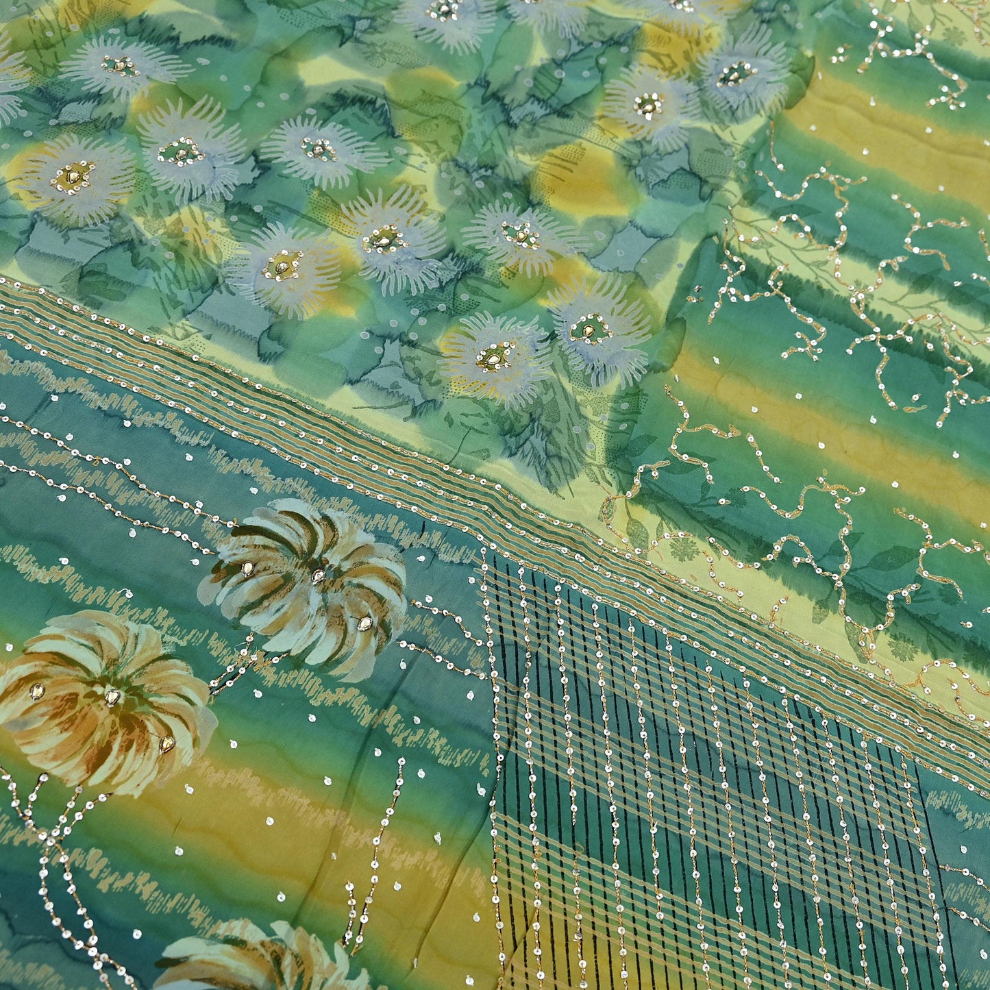 Indian Vintage Sari Green Pure Crepe Silk Hand Embroidered Saree 5yd Sewing Floral Craft Sequins Dress making Crafting Quilting