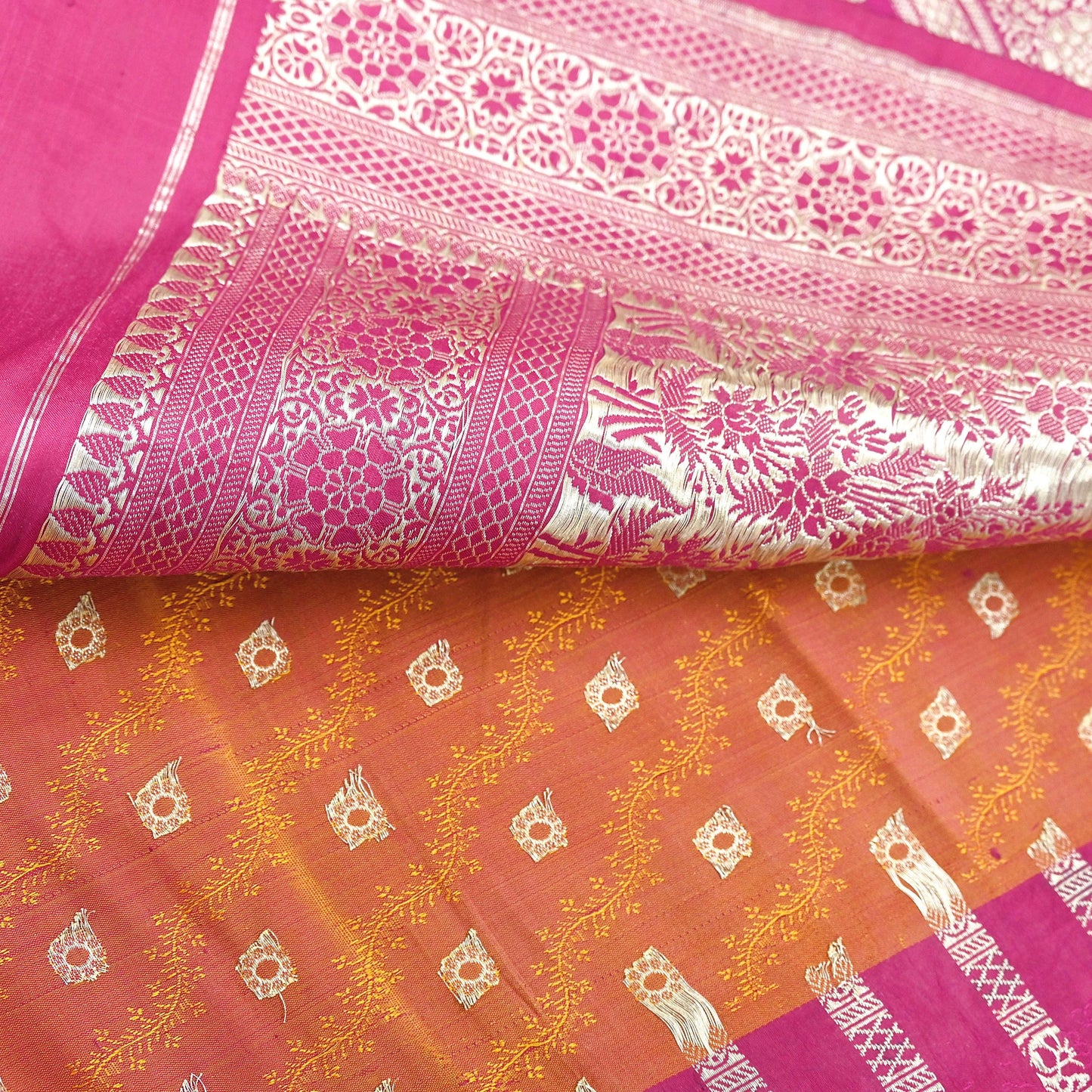 Indian Vintage Sari Heavy Wedding Pure Satin Silk Saffron & Pink saree Banarasi Brocade Saree Golden Zari 5Yard Fabric Ethnic Dressmaking