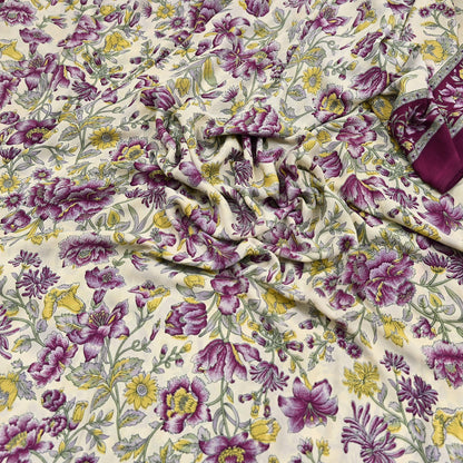 Indian Vintage Sari Maroon & Ivory Moss Crepe Printed Sarees 5yd Craft Fabric Sewing Floral Soft Dress making Quilting Crafting Upcycle Used