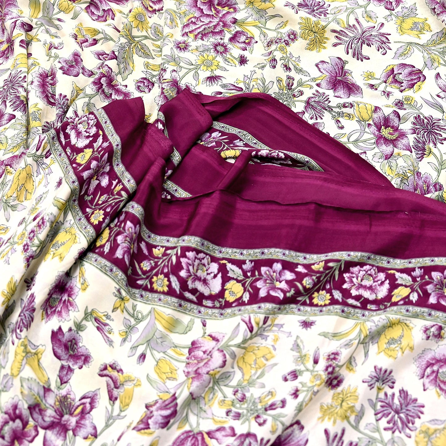 Indian Vintage Sari Maroon & Ivory Moss Crepe Printed Sarees 5yd Craft Fabric Sewing Floral Soft Dress making Quilting Crafting Upcycle Used