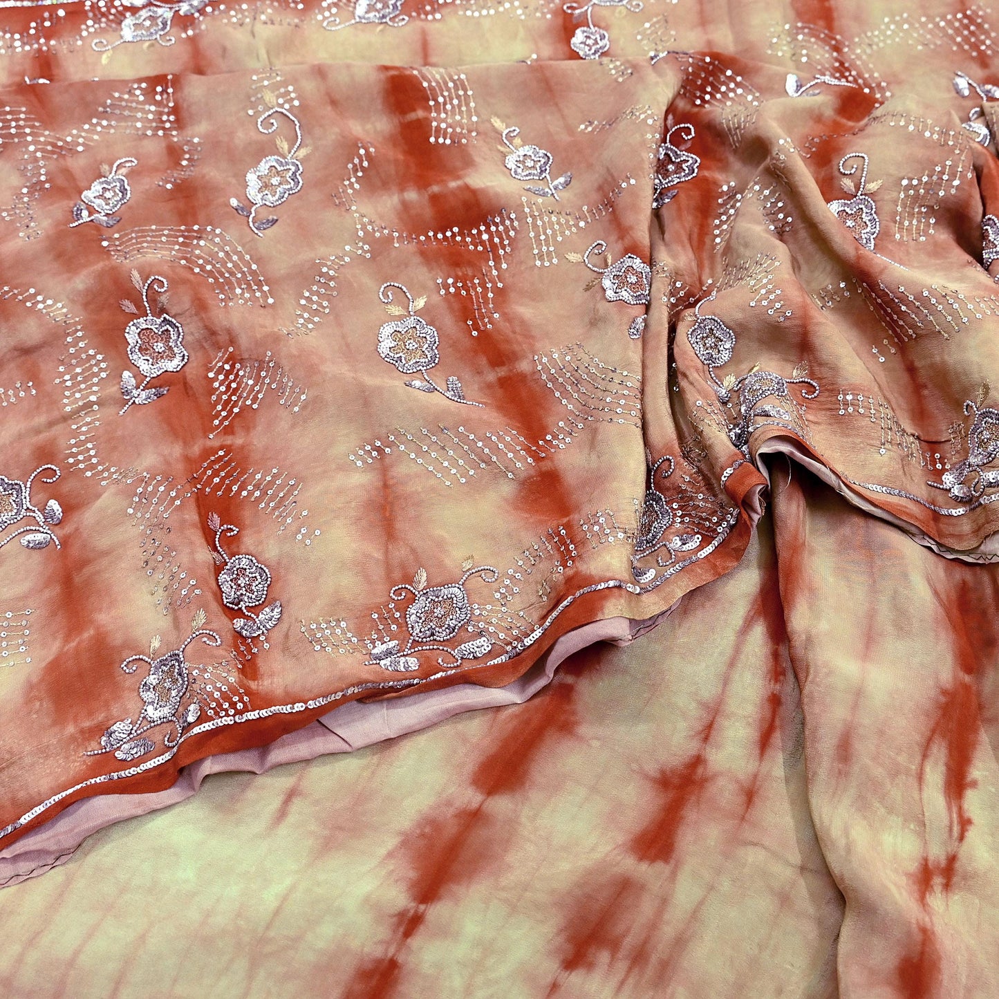 Indian Vintage Saree Pure Crepe Silk Hand Embroidered Tie-Dye Sari Fabric 5yard Sewing Craft Fabric Ethnic Dressmaking Crafting Zardozi Zari