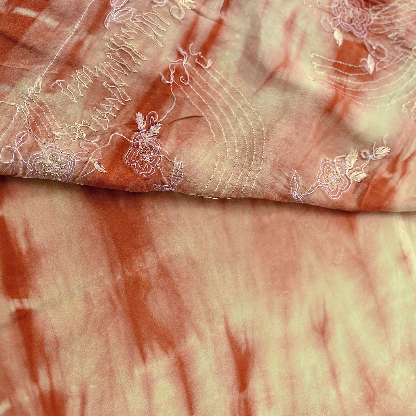 Indian Vintage Saree Pure Crepe Silk Hand Embroidered Tie-Dye Sari Fabric 5yard Sewing Craft Fabric Ethnic Dressmaking Crafting Zardozi Zari