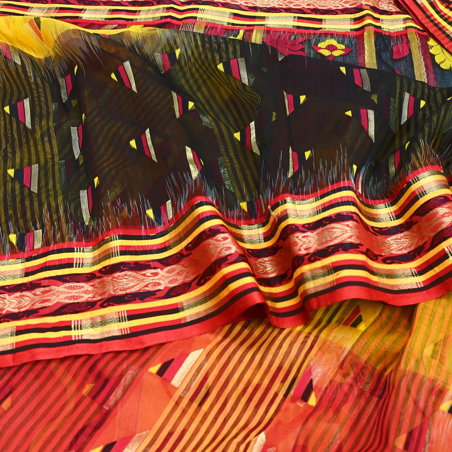 Indian Vintage Jamdani Pure Cotton Saree Handwoven Floral Sari Ethnic 5 Yard Fabric for Dressmaking, Quilting & Upcycling Crafts