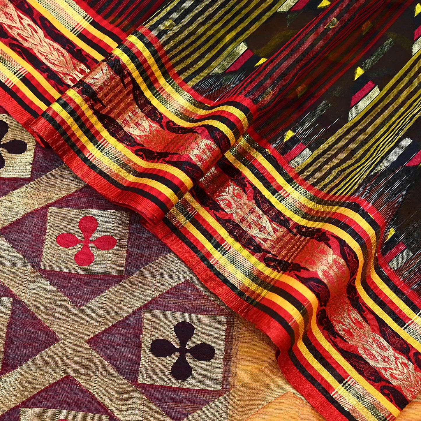 Indian Vintage Jamdani Pure Cotton Saree Handwoven Floral Sari Ethnic 5 Yard Fabric for Dressmaking, Quilting & Upcycling Crafts