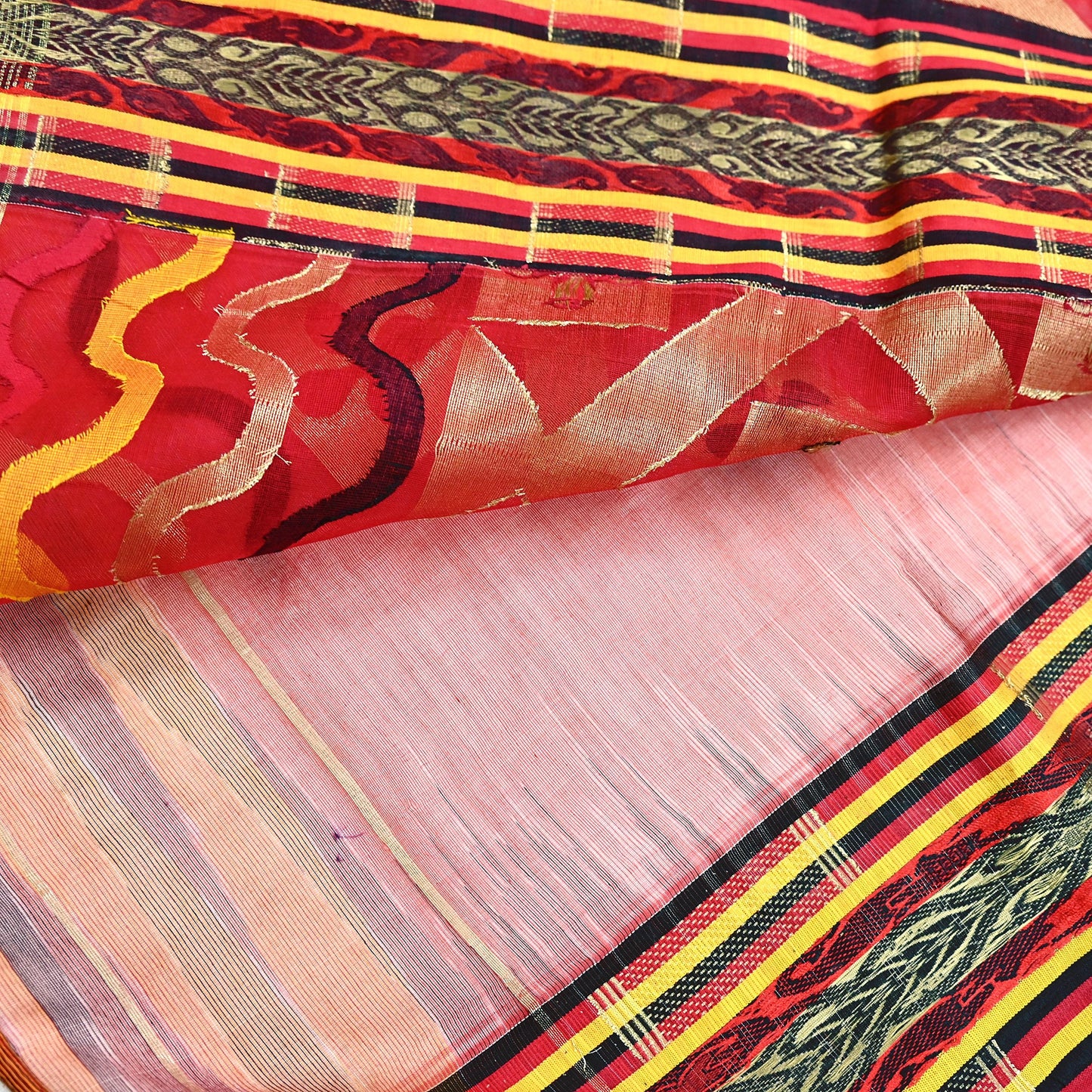 Indian Vintage Jamdani Pure Cotton Saree Handwoven Floral Sari Ethnic 5 Yard Fabric for Dressmaking, Quilting & Upcycling Crafts