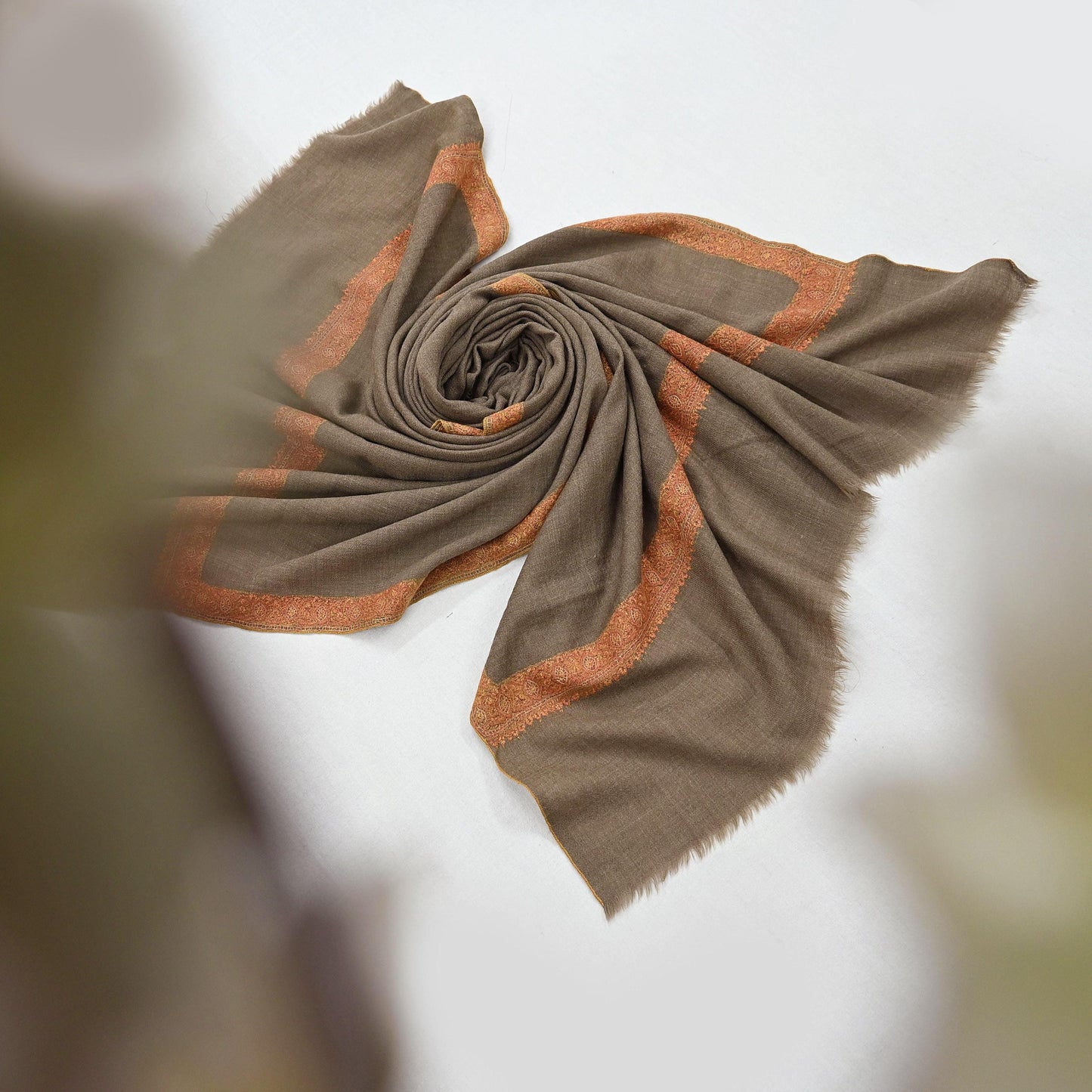 Indian Vintage Brown Shawl Pure Woolen Handmade Suzani Long Throw Stole Warm Stole Paisley Design Soft Soft Cozy