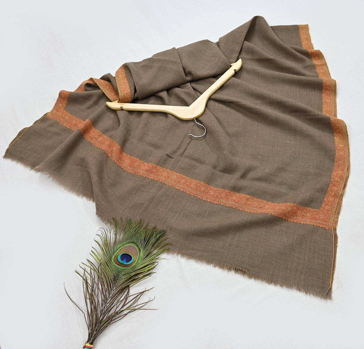 Indian Vintage Brown Shawl Pure Woolen Handmade Suzani Long Throw Stole Warm Stole Paisley Design Soft Soft Cozy