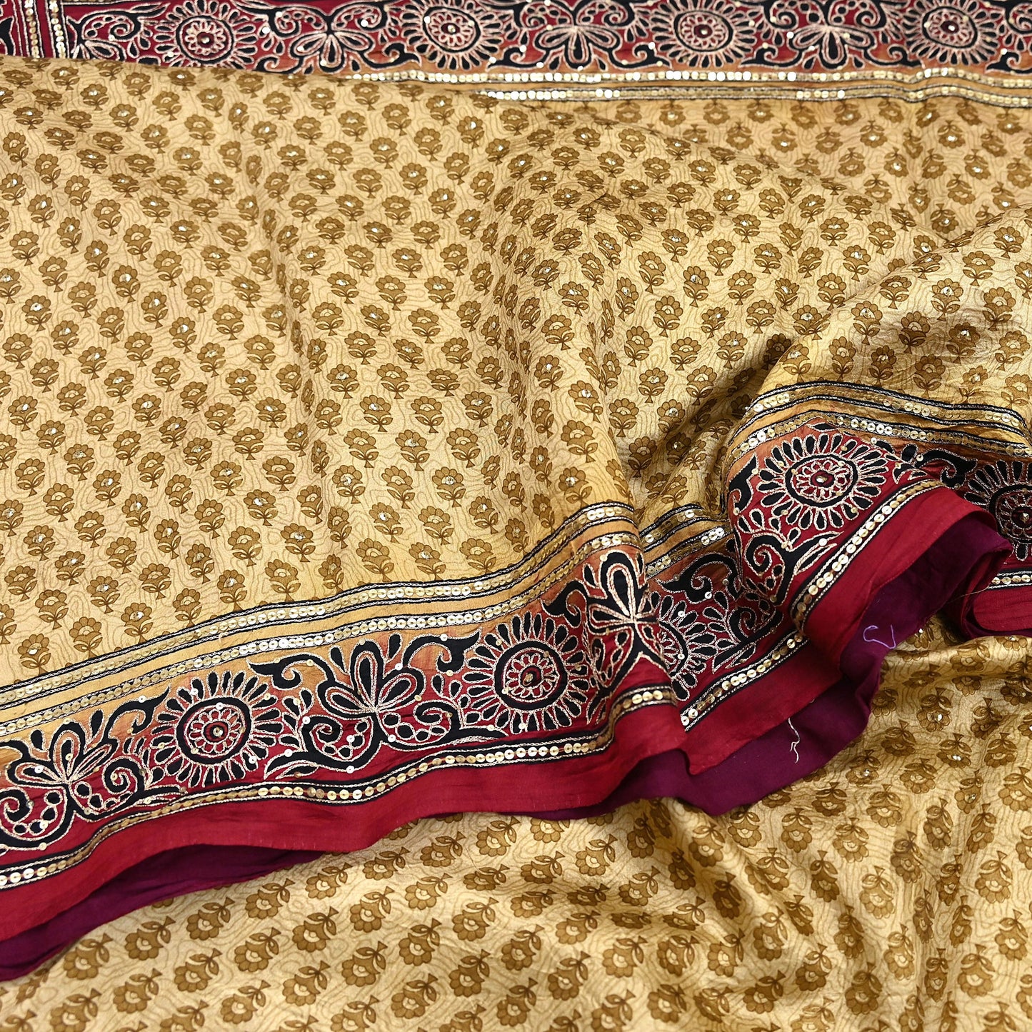 Indian Vintage Sari Beige & Maroon Pure Silk Hand Embroidered Sarees 5Yd Craft Fabric Sewing soft Quilting Crafting Ethnic Bollywood sarees