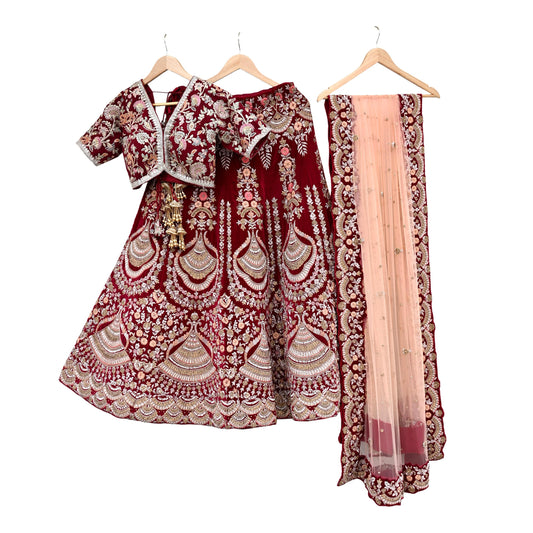 Pre-Owned Designer Anamika Khanna Hand Embroidered Lehenga & Dupatta Set  Maroon Velvet Skirt with Peach Net Dupatta