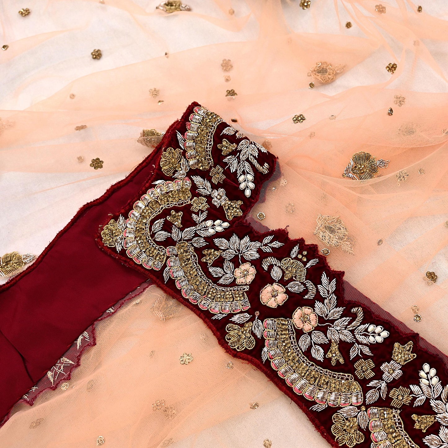 Indian Pre-owned Heavy Wedding Peach Net/Mesh/ Velvet Hand Embroidered Dupatta Designer By Anamika Khanna Bridal Wear