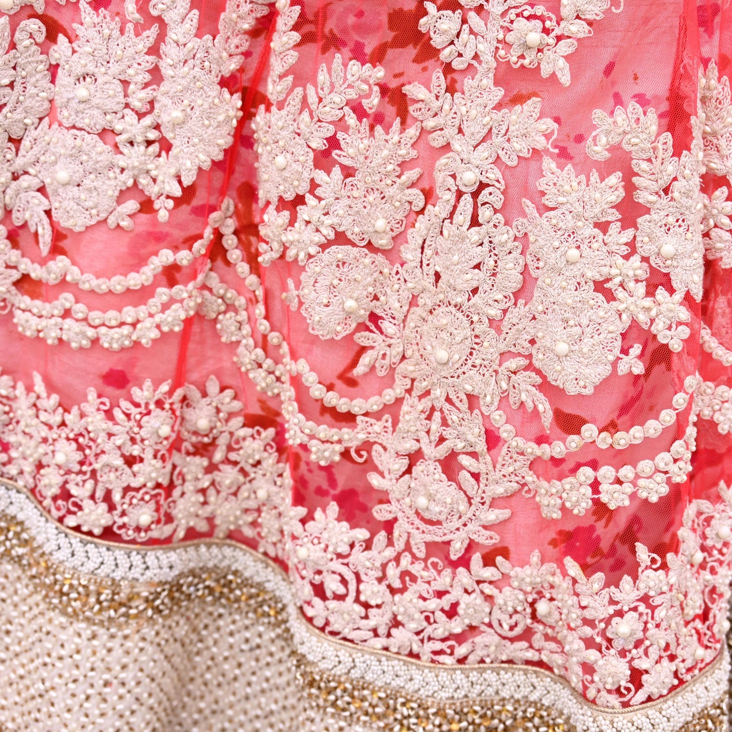 Pre-Owned Designer Abu Jani Hand Embroidered Heavy Lehenga, Blouse & Dupatta (3pcs Set)