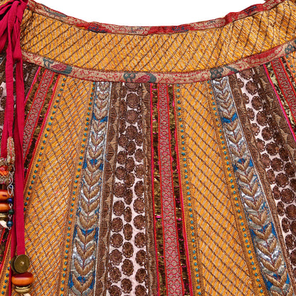 Indian Pre-owned Heavy Wedding Hand Embroidered Lehenga/Skirt Designer By Sabyasachi Zardozi Bridal Wear Floral Design