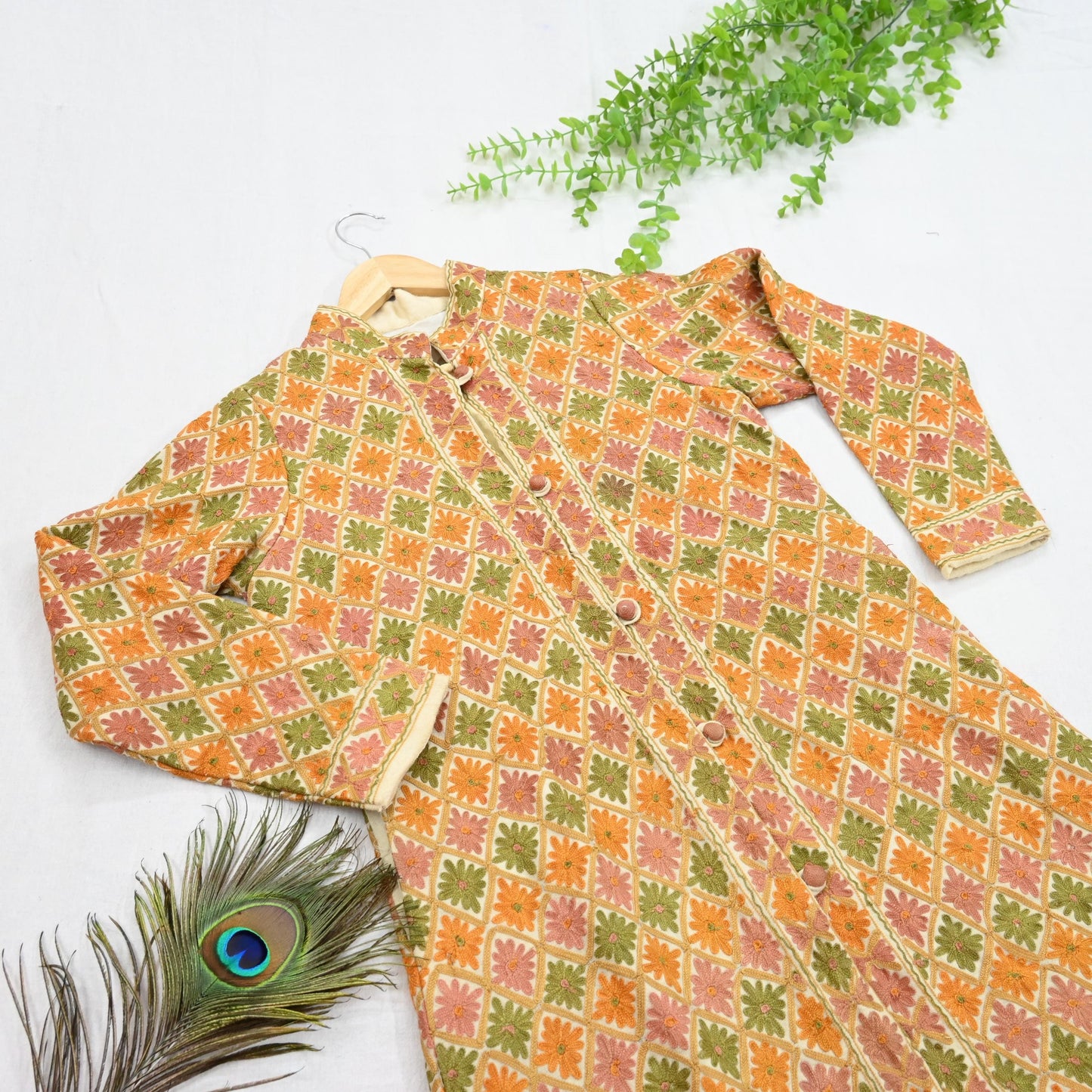 Indian Vintage Ivory Embroidered Kashmiri Coat, Aari Embroidery, Pure Woolen Coat, Boho Jacket For Both Women/Men Indian Coat