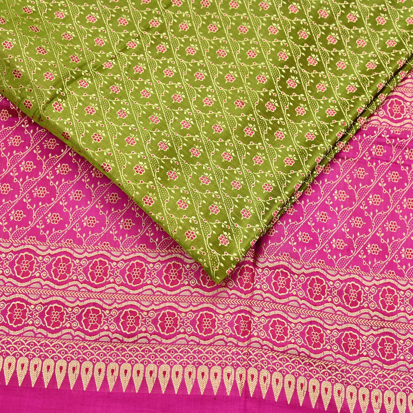 Indian Vintage Sari Purple & Green Heavy Pure Satin Silk Woven Banarasi Tanchoi Saree 5Yd Ethnic Craft Fabric Upcycle Bridal Heavy Sarees