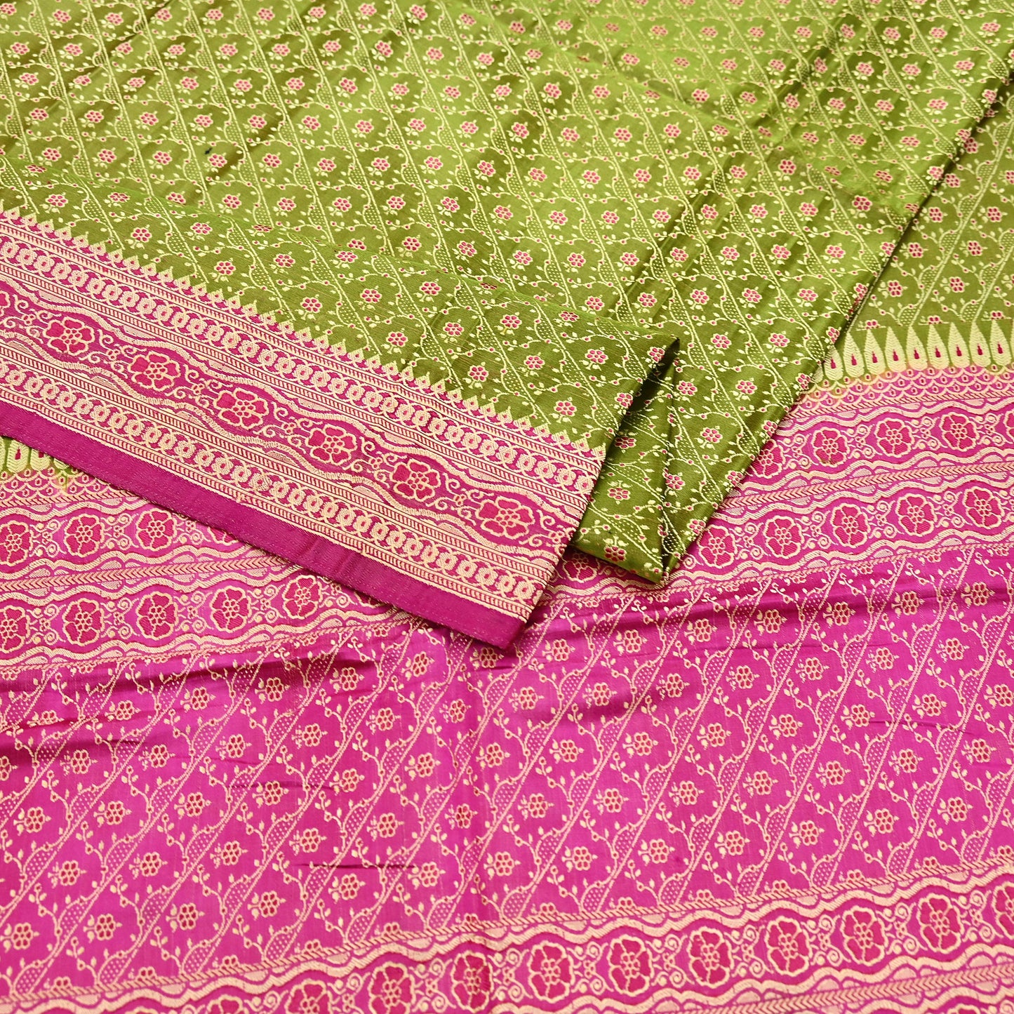 Indian Vintage Sari Purple & Green Heavy Pure Satin Silk Woven Banarasi Tanchoi Saree 5Yd Ethnic Craft Fabric Upcycle Bridal Heavy Sarees
