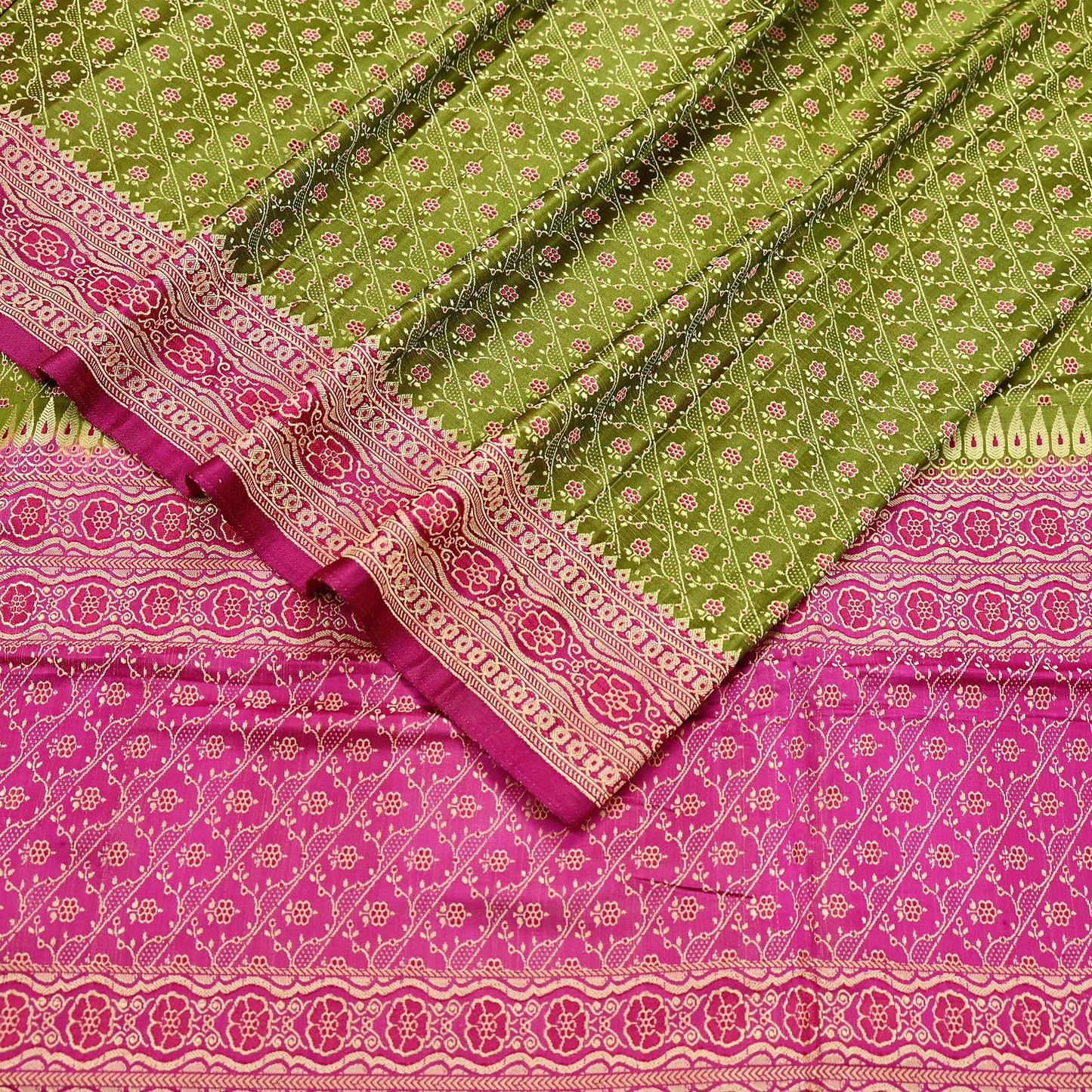 Indian Vintage Sari Purple & Green Heavy Pure Satin Silk Woven Banarasi Tanchoi Saree 5Yd Ethnic Craft Fabric Upcycle Bridal Heavy Sarees