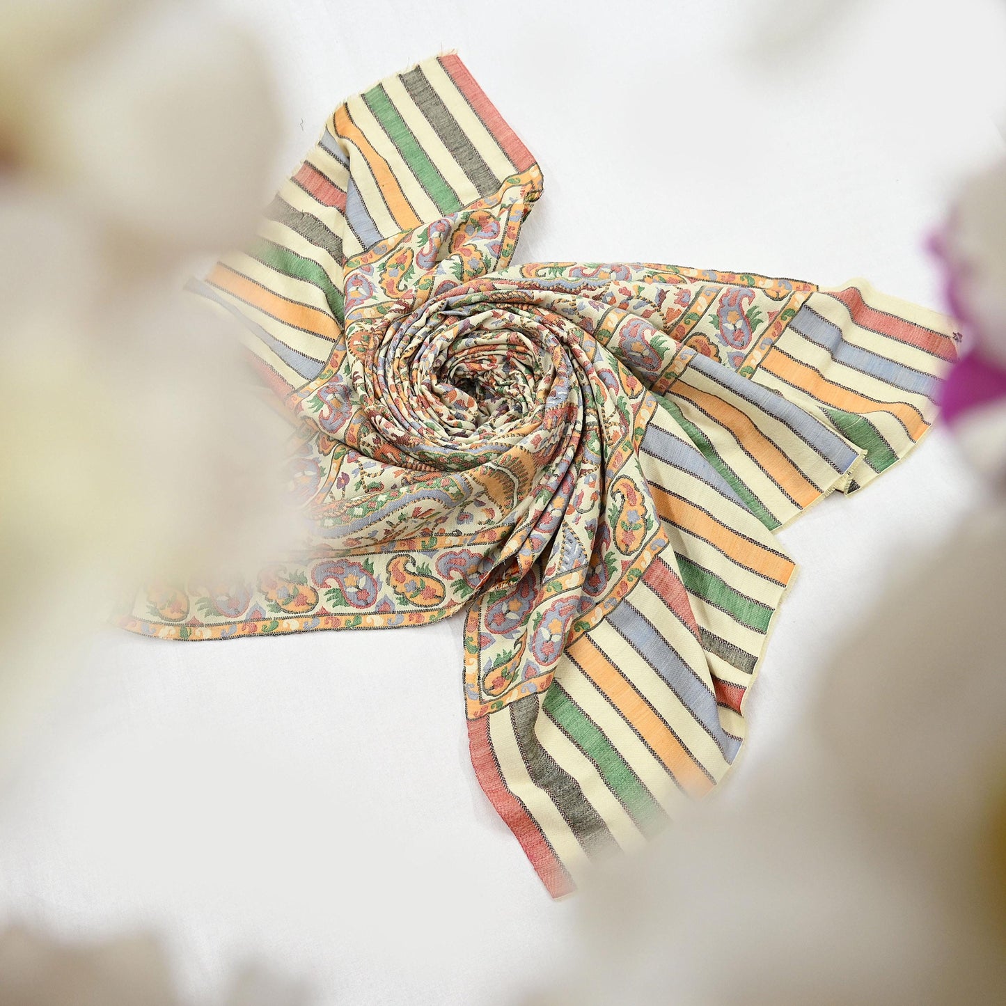 Vintage Stole Ivory woolen Handmade Jamawar work Long Throw Warm Stole Paisley Design Fringes