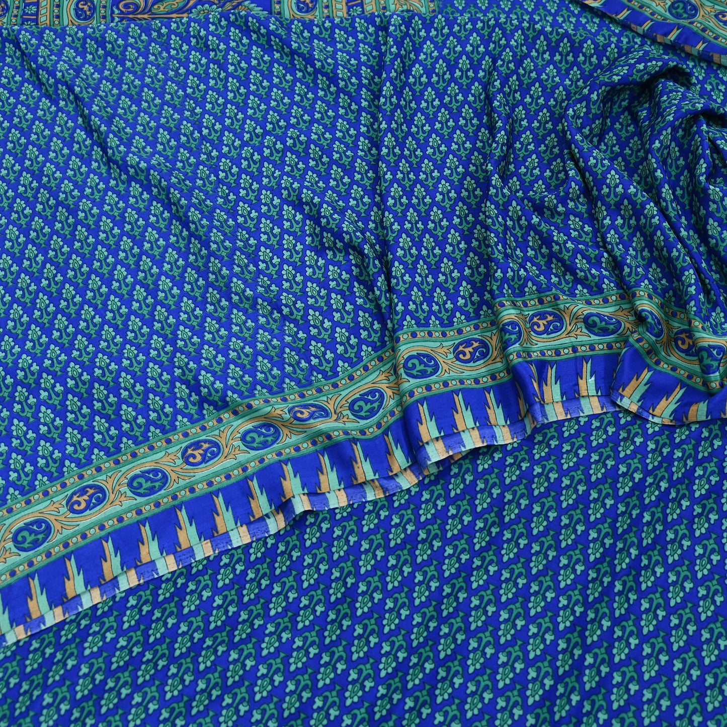 Indian Vintage Blue Artificial Silk Saree Printed Floral Sari Fabric 6 Yards Soft Craft Fabric for Sewing, Dressmaking, Quilting,Upcycling