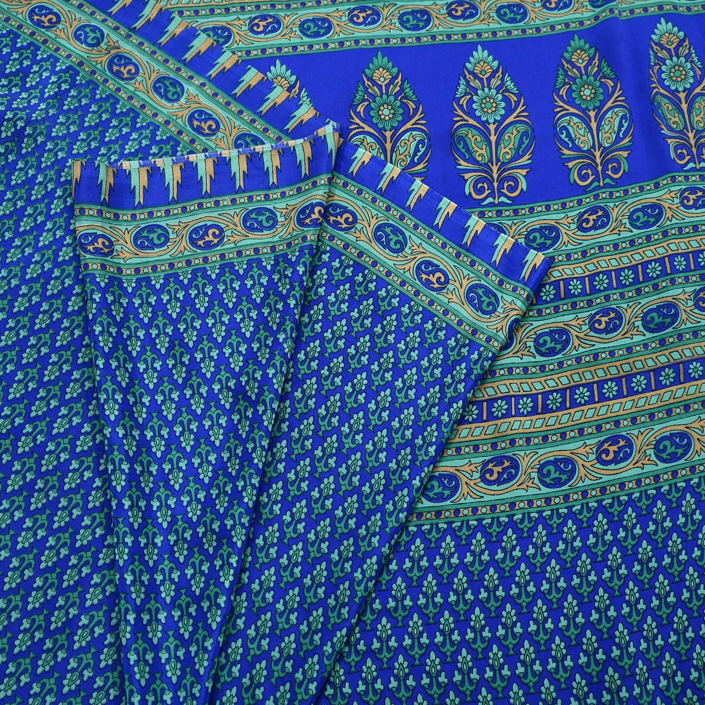 Indian Vintage Blue Artificial Silk Saree Printed Floral Sari Fabric 6 Yards Soft Craft Fabric for Sewing, Dressmaking, Quilting,Upcycling