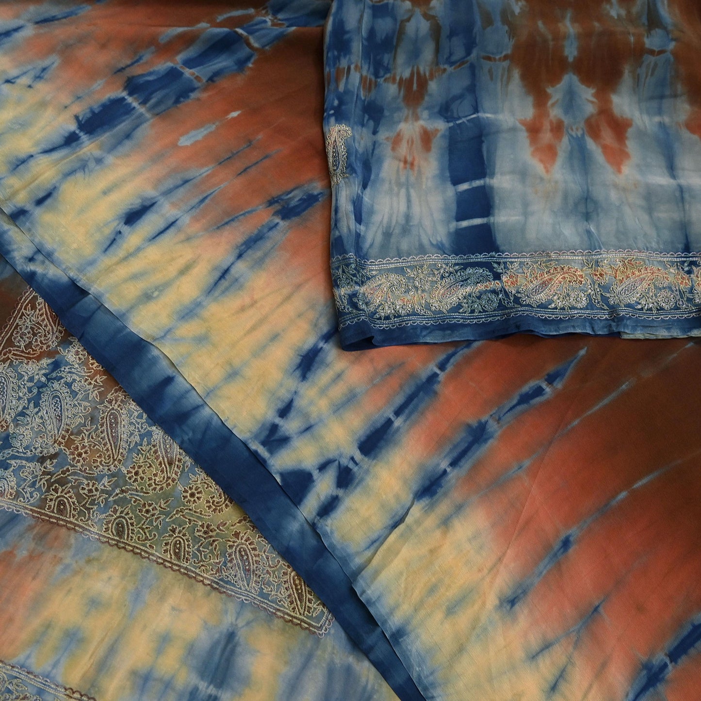 Indian Vintage Saree Pure Crepe Silk Hand Embroidered Tie-Dye Sari Fabric 6yard Sewing Craft Fabric Ethnic Dressmaking Crafting Zardozi Zari