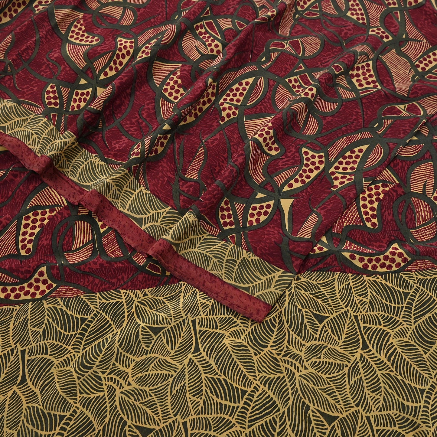 Indian Vintage Sari Maroon & Green Pure Crepe Silk Block Printed Saree 5yard Sewing Quilting Floral Soft Craft Fabric Wrap